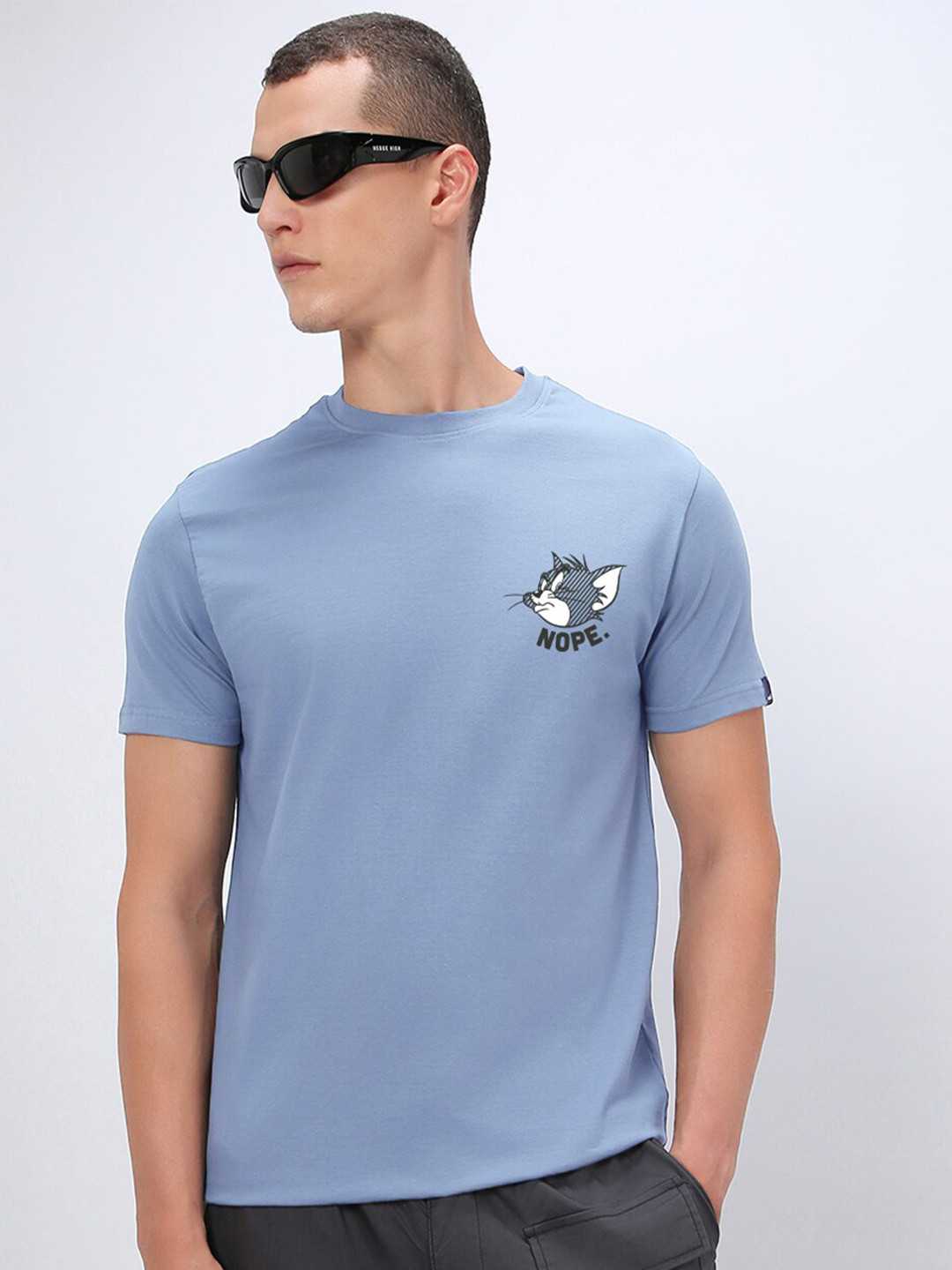 Bewakoof Tom Printed Cotton T-shirt, Blue
Bewakoof Tom Printed Cotton T-shirt, Blue