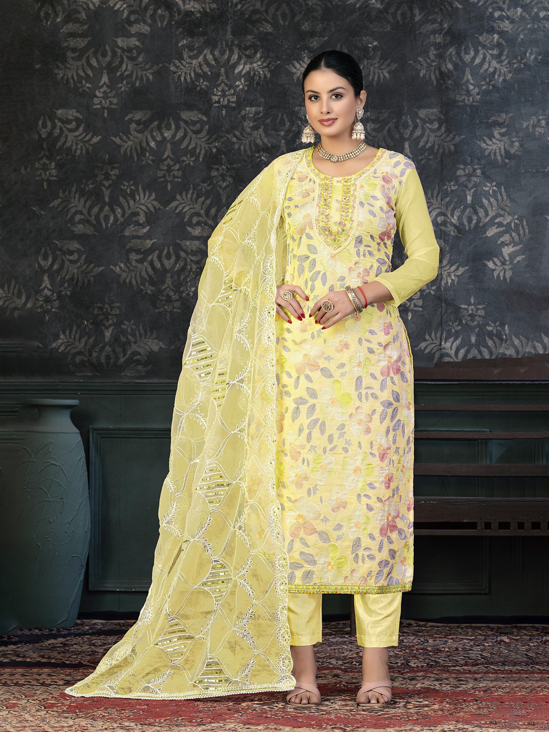 KALINI Floral Printed Sequined Beads Detail Organza Unstitched Dress Material, Yellow
KALINI Floral Printed Sequined Beads Detail Organza Unstitched Dress Material, Yellow