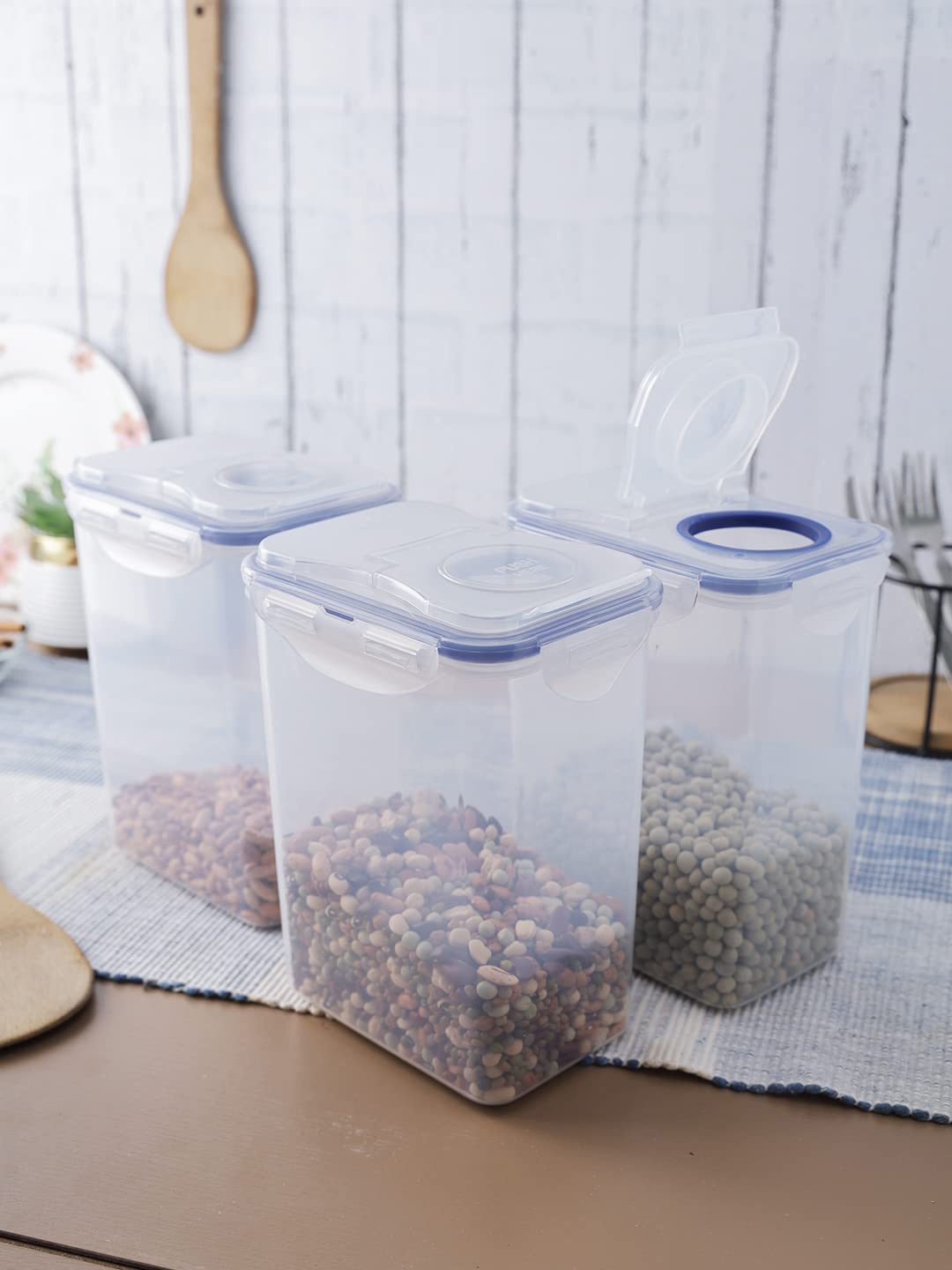 Lock & Lock 3 Pcs Transparent & Blue Airtight Leakproof Food Container 1.8 L Each
Lock & Lock 3 Pcs Transparent & Blue Airtight Leakproof Food Container 1.8 L Each