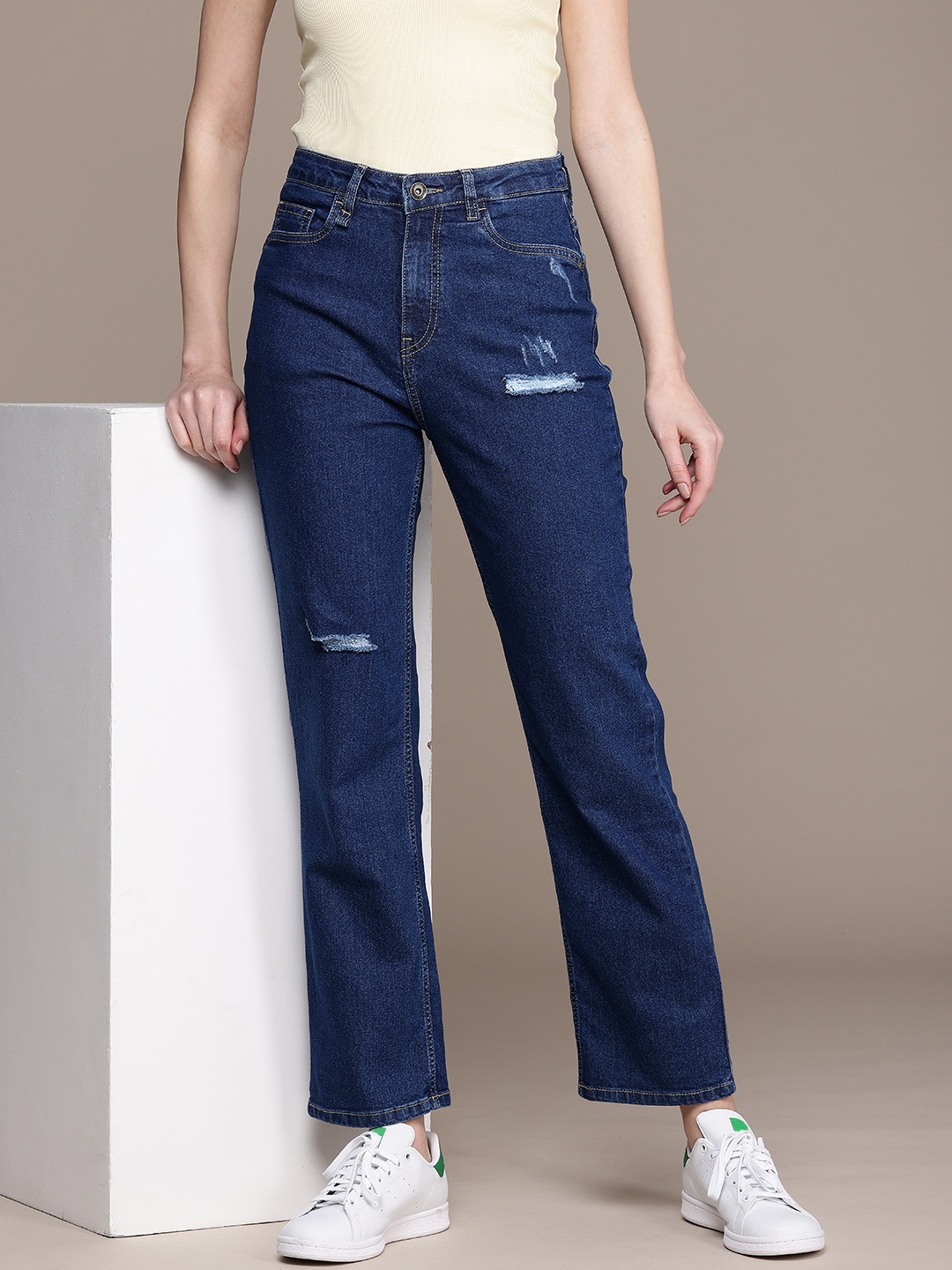 The Roadster Life Co. Women Straight Fit Mildly Distressed Light Fade Stretchable Jeans, Blue
The Roadster Life Co. Women Straight Fit Mildly Distressed Light Fade Stretchable Jeans, Blue