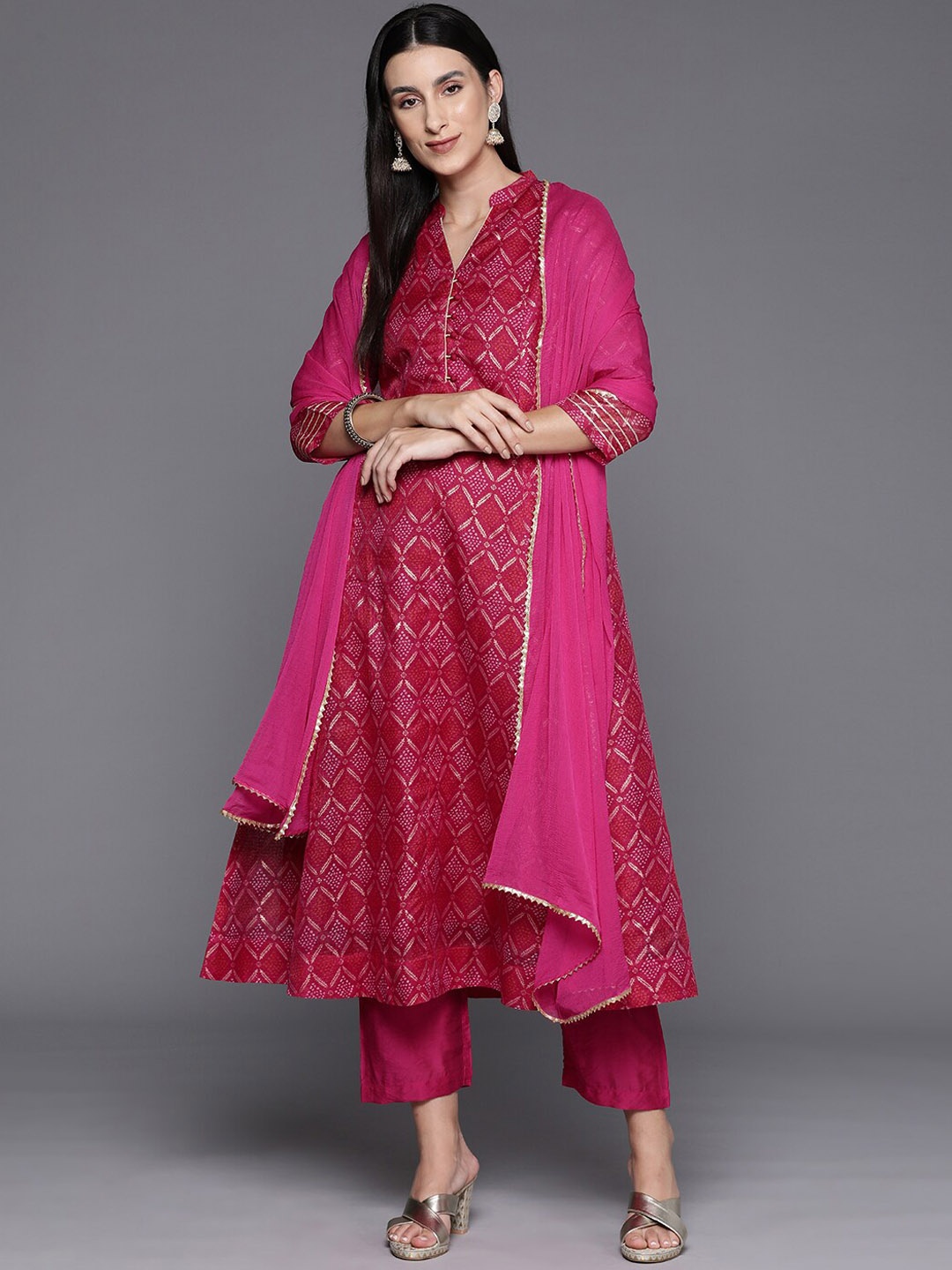 Varanga Bandhani Printed Mandarin Collar A-Line Kurta with Trousers & Dupatta, Fuchsia
Varanga Bandhani Printed Mandarin Collar A-Line Kurta with Trousers & Dupatta, Fuchsia