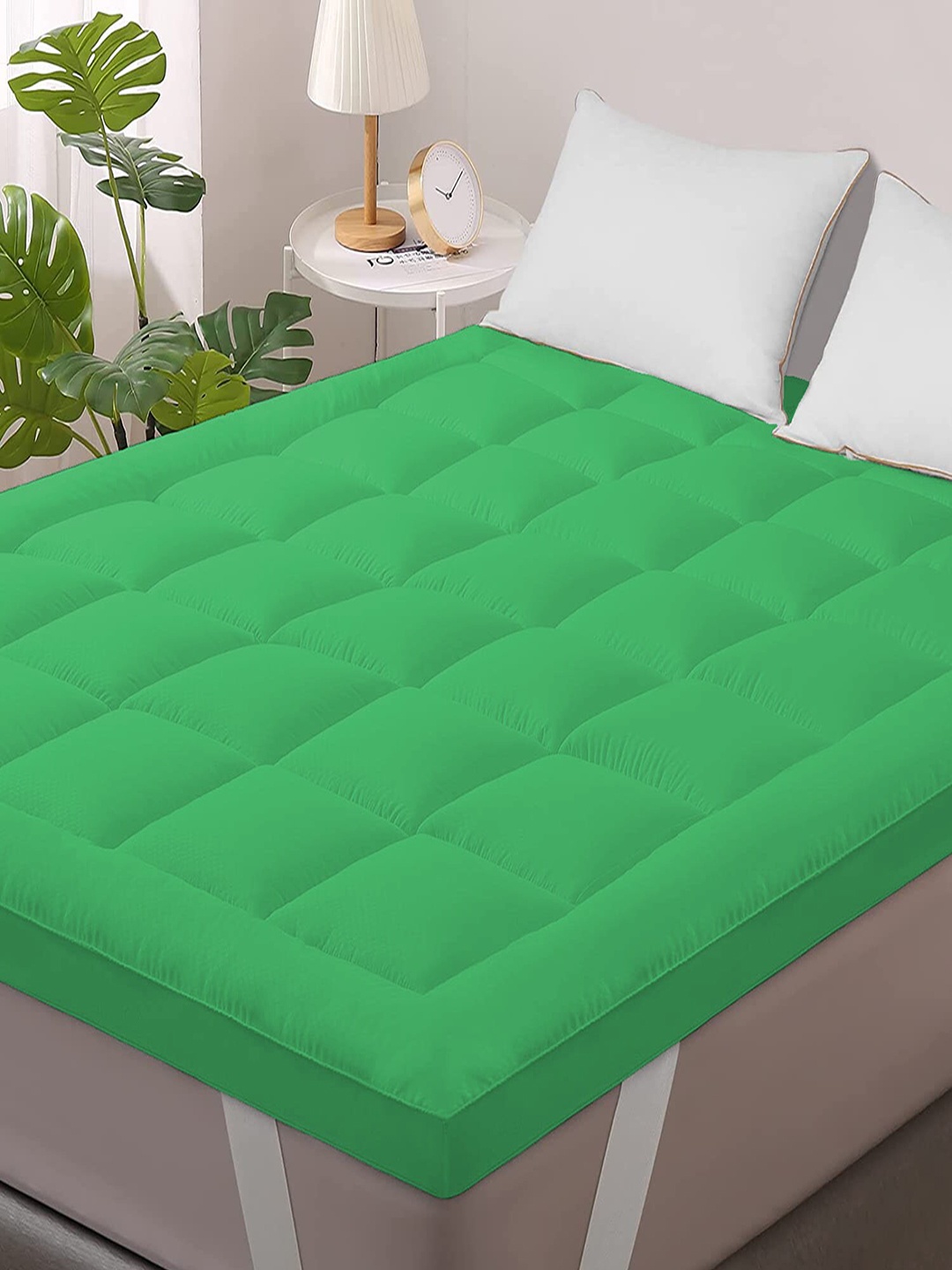 Jaipur Linen Green Quilted Breathable Mattress Protector