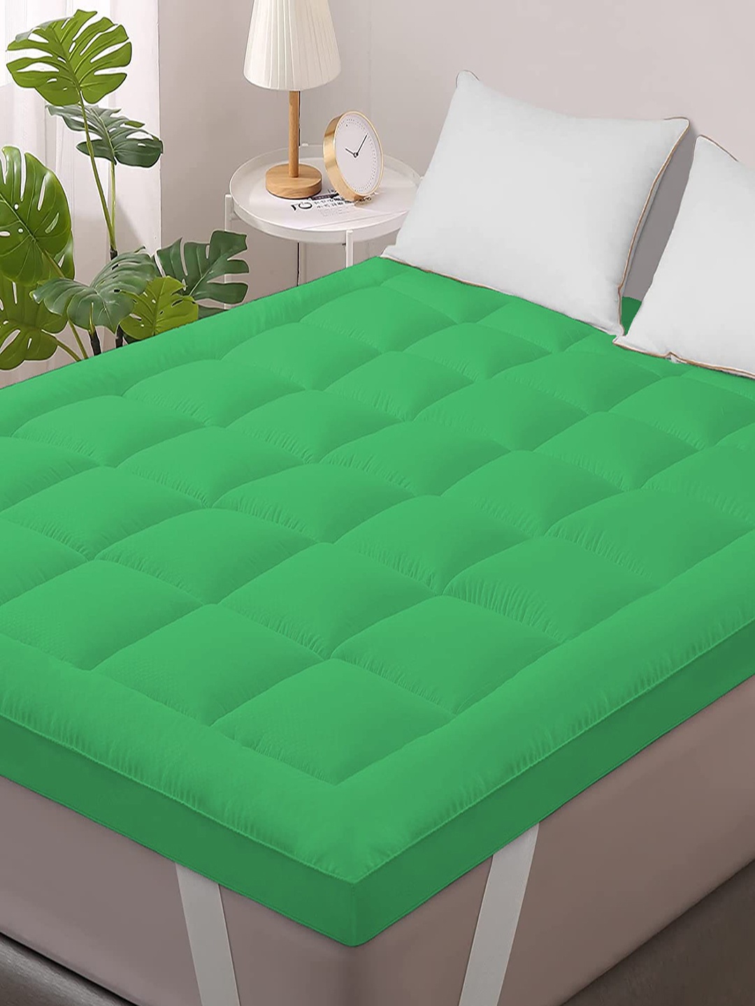 Jaipur Linen Green Quilted Breathable Mattress Protector