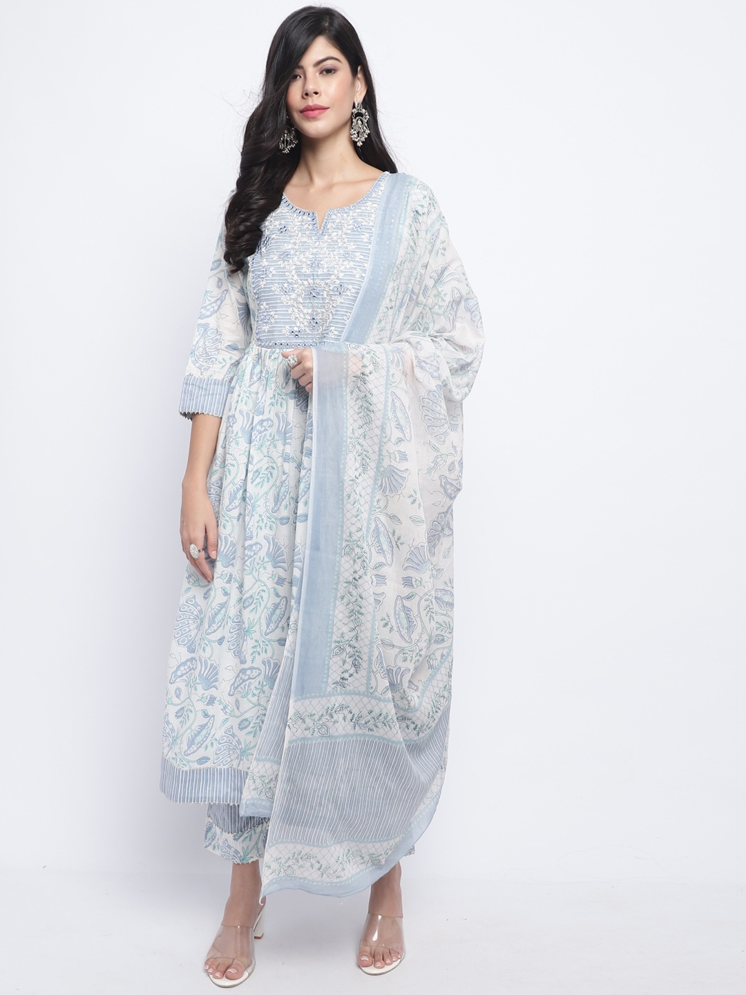 Roly Poly Floral Printed Thread Work Pure Cotton Kurta with Trousers & Dupatta, White
Roly Poly Floral Printed Thread Work Pure Cotton Kurta with Trousers & Dupatta, White