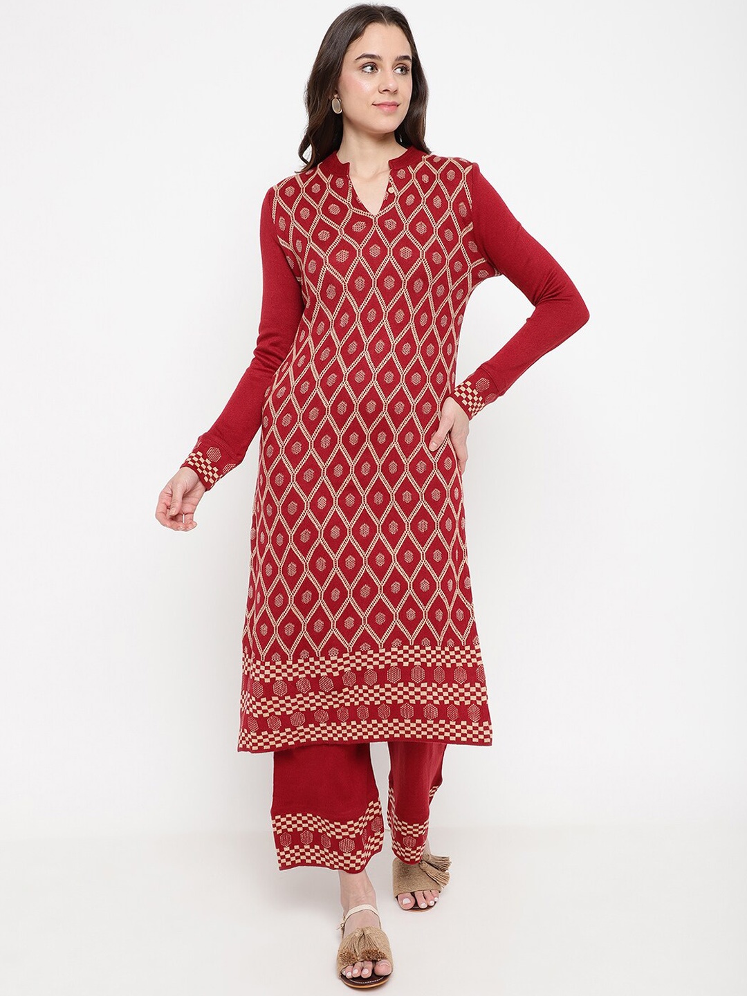Be Indi Geometric Self Design Mandarin Collar Straight Kurta with Palazzos, Maroon
Be Indi Geometric Self Design Mandarin Collar Straight Kurta with Palazzos, Maroon