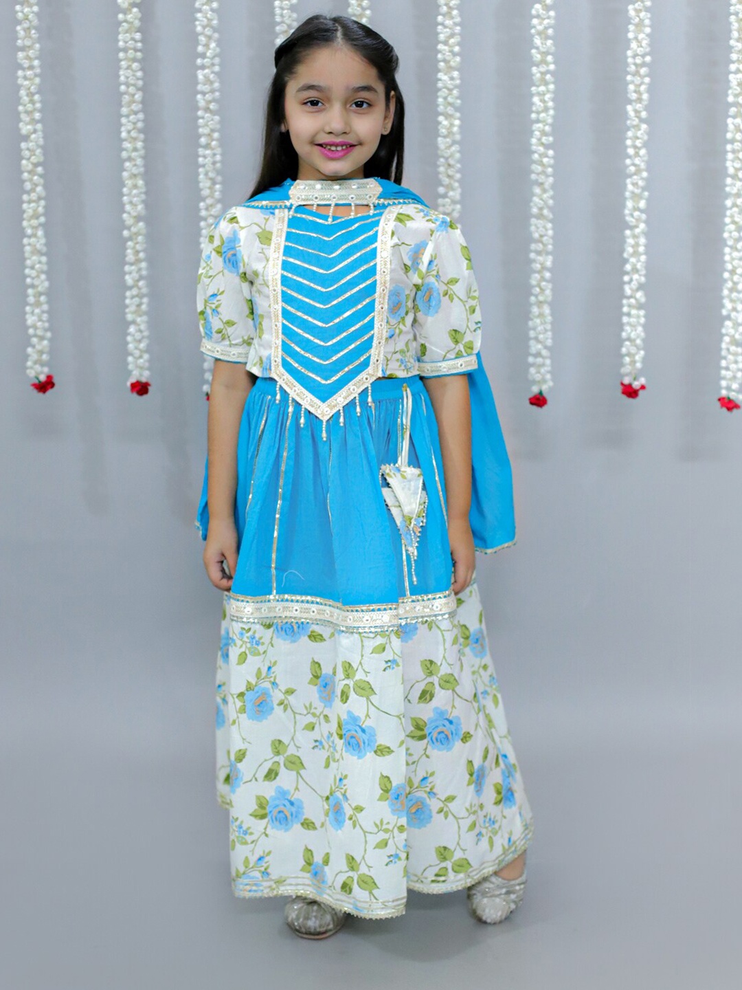 Ka-mee Girls Floral Printed Cotton Ready to Wear Lehenga & Unstitched Blouse With Dupatta, Blue
Ka-mee Girls Floral Printed Cotton Ready to Wear Lehenga & Unstitched Blouse With Dupatta, Blue