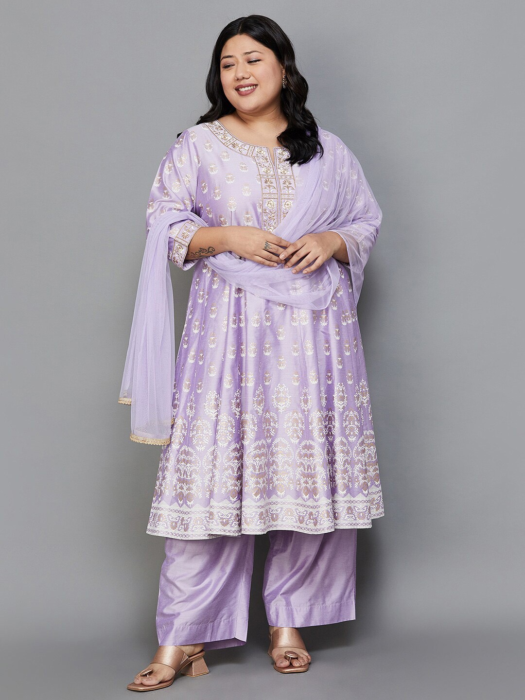 Moiree by Lifestyle Plus Size Printed Anarkali Kurta With Pyjamas & Dupatta, Purple
Moiree by Lifestyle Plus Size Printed Anarkali Kurta With Pyjamas & Dupatta, Purple