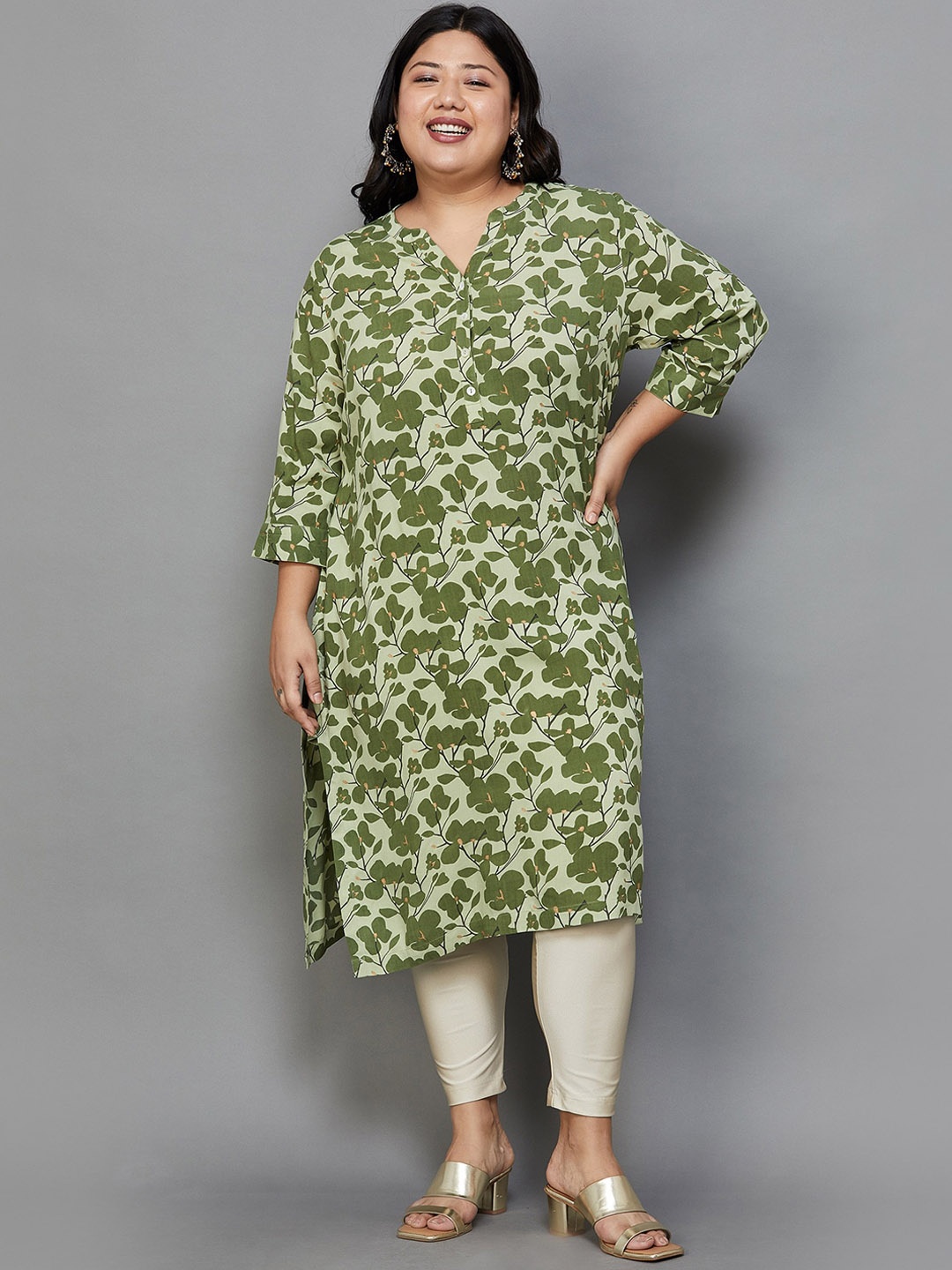 Moiree by Lifestyle Plus Size Floral Printed Mandarin Collar Calf Length Straight Kurta, Green
Moiree by Lifestyle Plus Size Floral Printed Mandarin Collar Calf Length Straight Kurta, Green