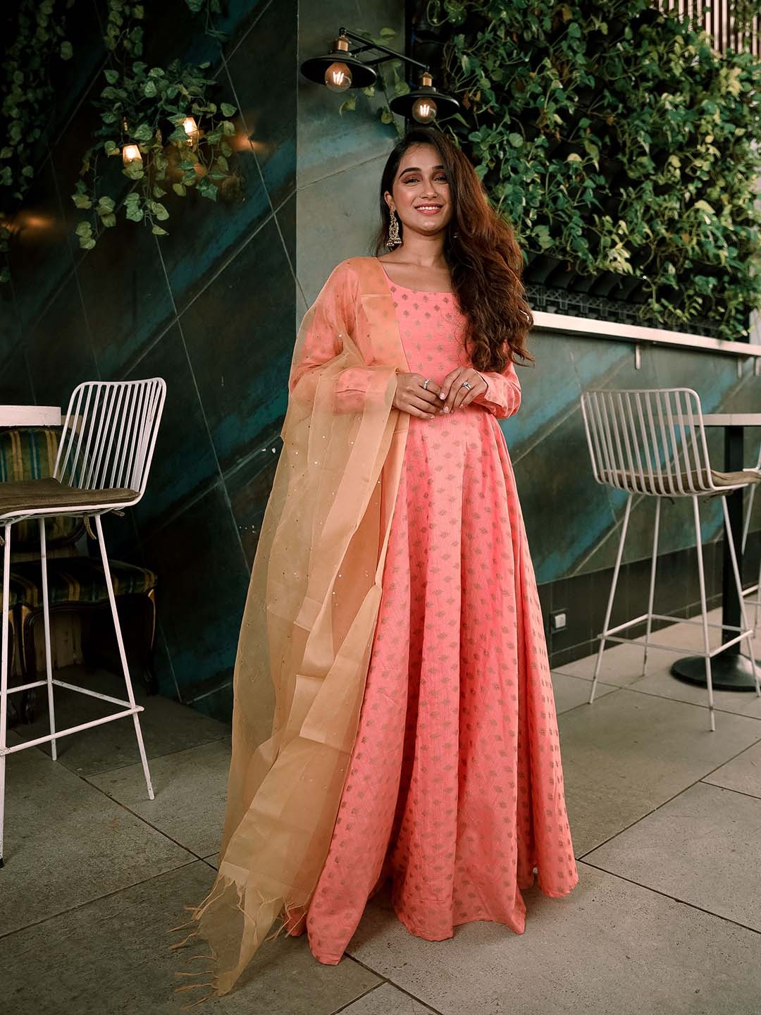 Vinya Ethnic Motifs Woven Design Banarasi Silk Fit & Flare Maxi Ethnic Dress With Dupatta, Peach
Vinya Ethnic Motifs Woven Design Banarasi Silk Fit & Flare Maxi Ethnic Dress With Dupatta, Peach