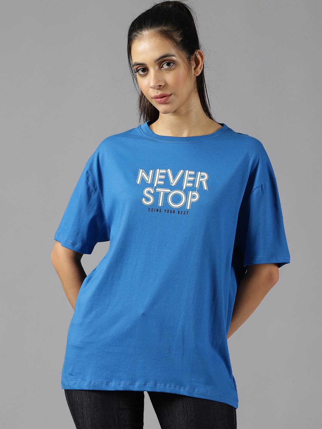 The Roadster Lifestyle Co. Blue Typography Printed Pure Cotton Oversized T-Shirt, Navy blue
The Roadster Lifestyle Co. Blue Typography Printed Pure Cotton Oversized T-Shirt, Navy blue
