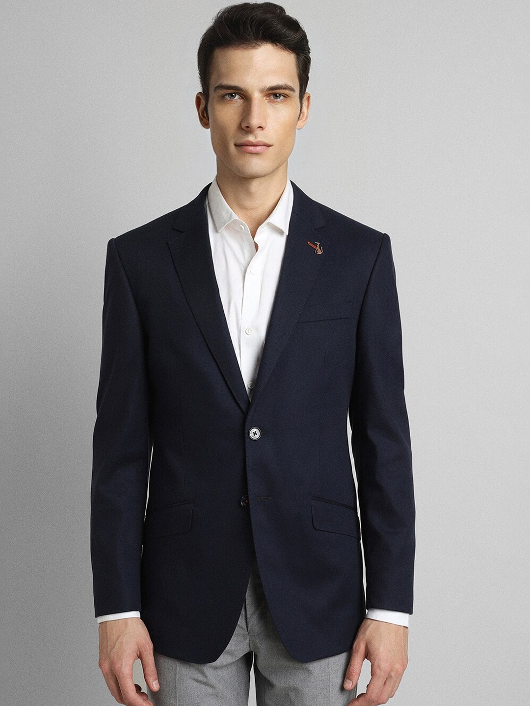 SIMON CARTER LONDON Notched Lapel Long Sleeve Single-Breasted Slim-Fit Blazers, Navy blue
SIMON CARTER LONDON Notched Lapel Long Sleeve Single-Breasted Slim-Fit Blazers, Navy blue