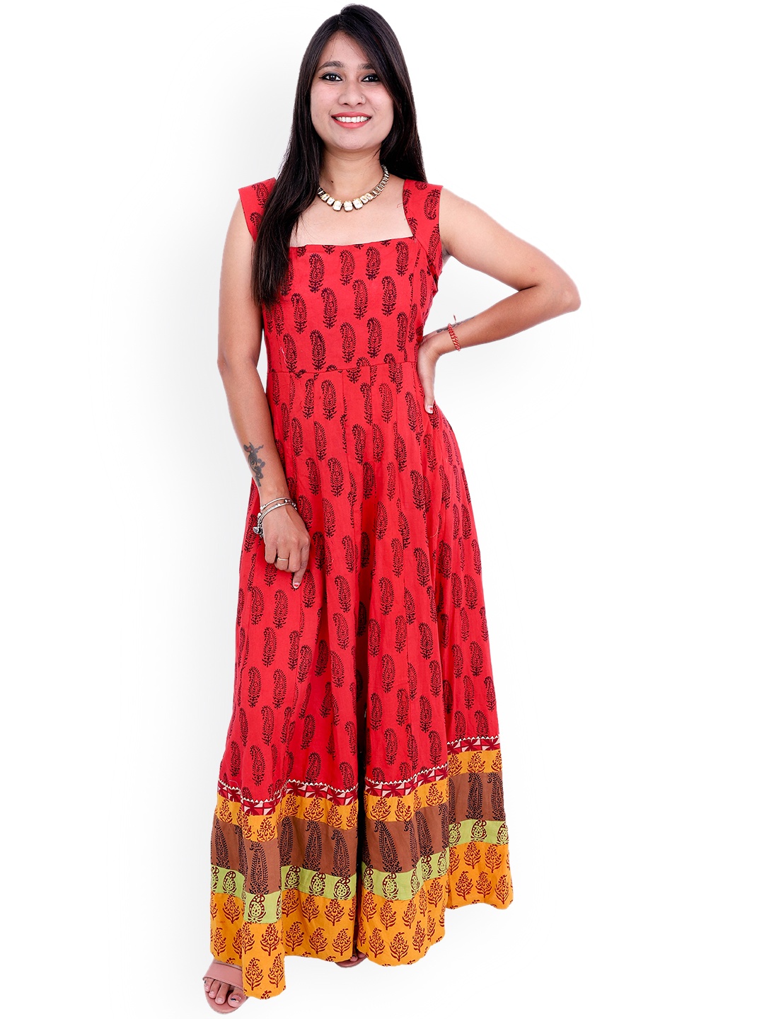 WEAVERS SAGA Ethnic Motifs Printed Sleeveless Fit & Flare Cotton Maxi Ethnic Dress, Red
WEAVERS SAGA Ethnic Motifs Printed Sleeveless Fit & Flare Cotton Maxi Ethnic Dress, Red