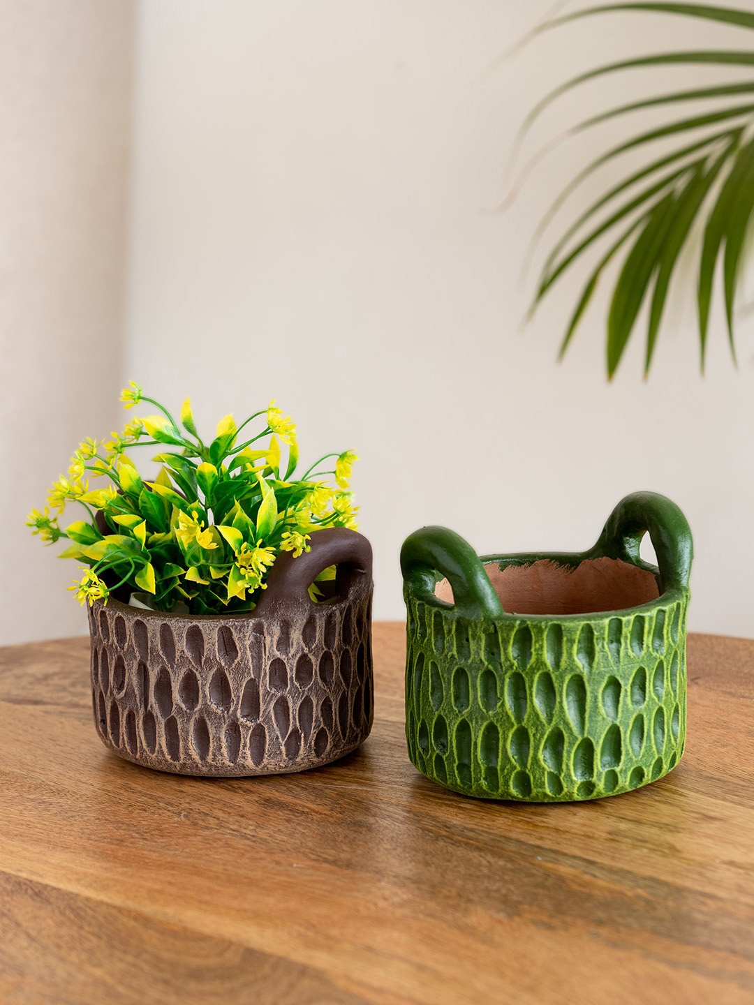 ExclusiveLane Green Brown 2 Pieces Tree Trunks Terracotta Table Planters Flower Pots
ExclusiveLane Green Brown 2 Pieces Tree Trunks Terracotta Table Planters Flower Pots