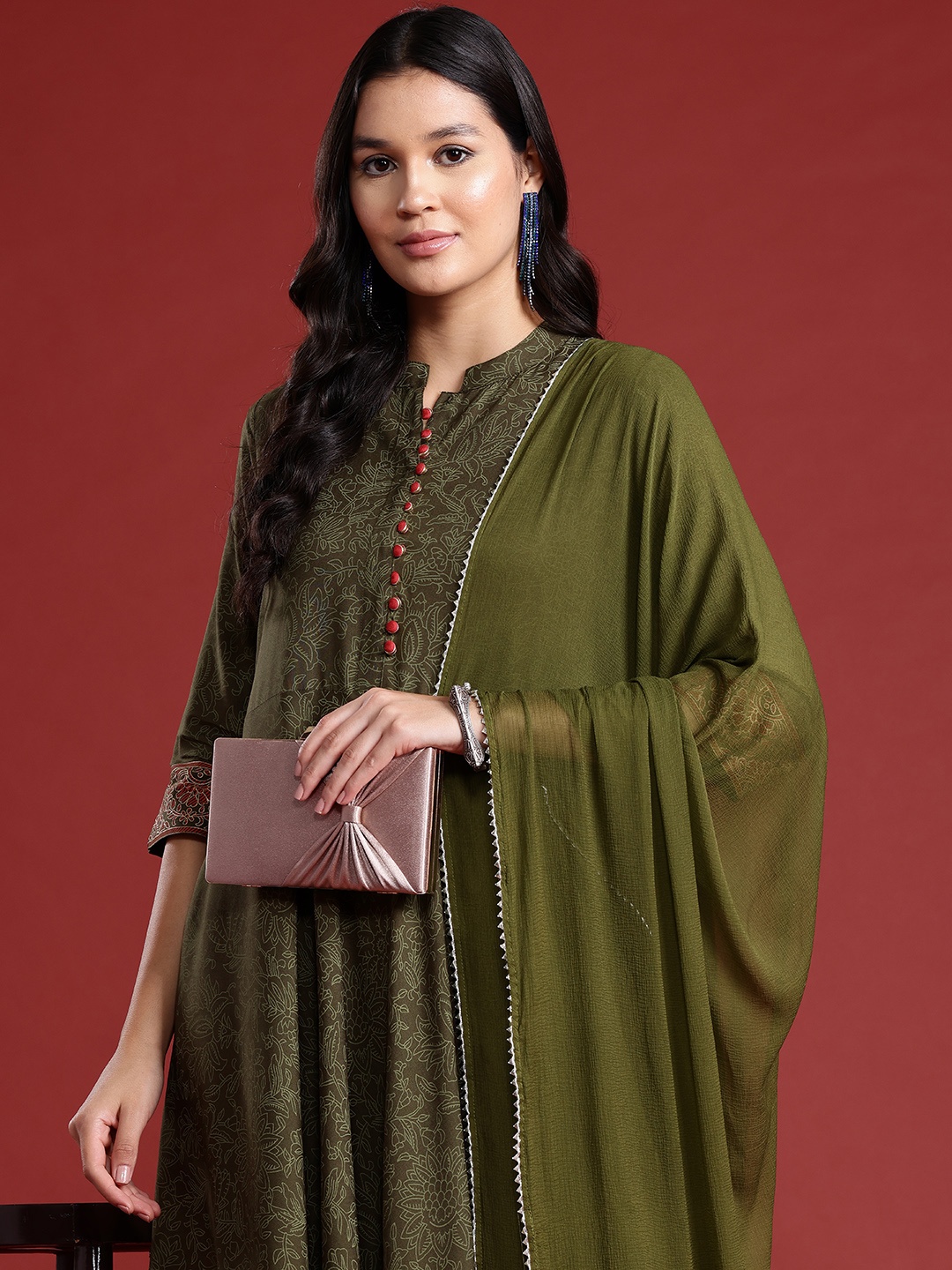 Anouk Floral Printed Button-Detail Anarkali Kurta with Trousers & Dupatta, Olive
Anouk Floral Printed Button-Detail Anarkali Kurta with Trousers & Dupatta, Olive