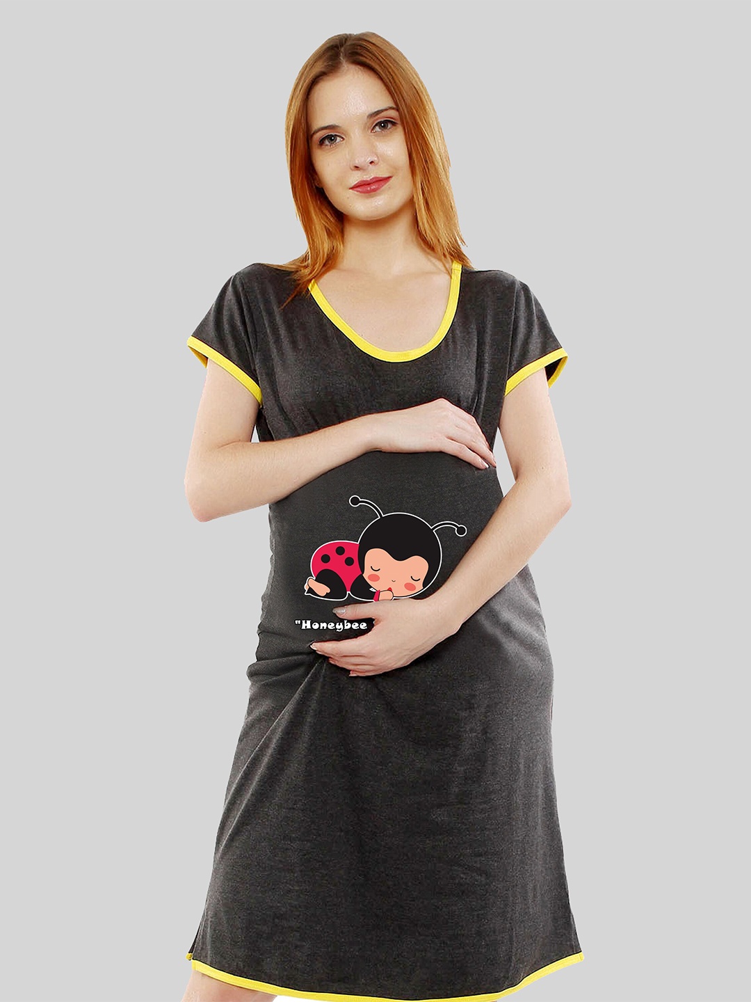 SillyBoom Graphic Printed Round Neck Short Sleeves Maternity T-shirt Dress, Charcoal
SillyBoom Graphic Printed Round Neck Short Sleeves Maternity T-shirt Dress, Charcoal