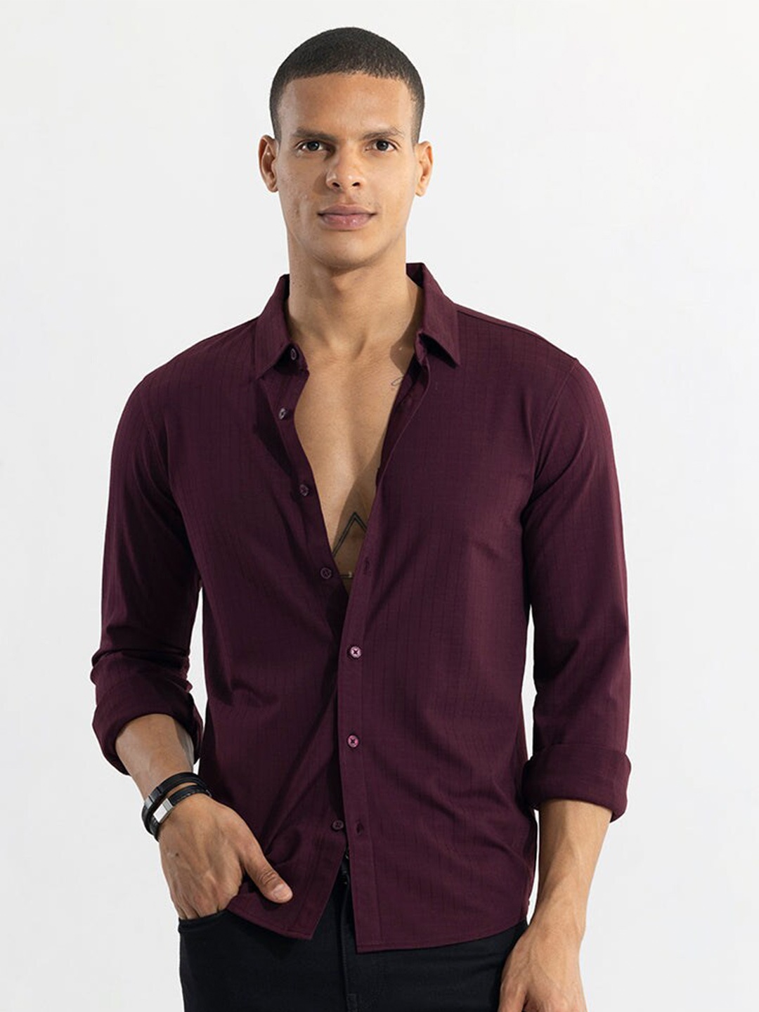 Snitch Classic Slim Fit Textured Checked Casual Shirt, Burgundy