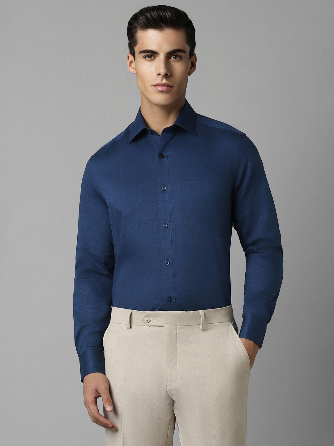 Louis Philippe Spread Collar Long Sleeves Regular Fit Checked Cotton Formal Shirt, Blue
Louis Philippe Spread Collar Long Sleeves Regular Fit Checked Cotton Formal Shirt, Blue