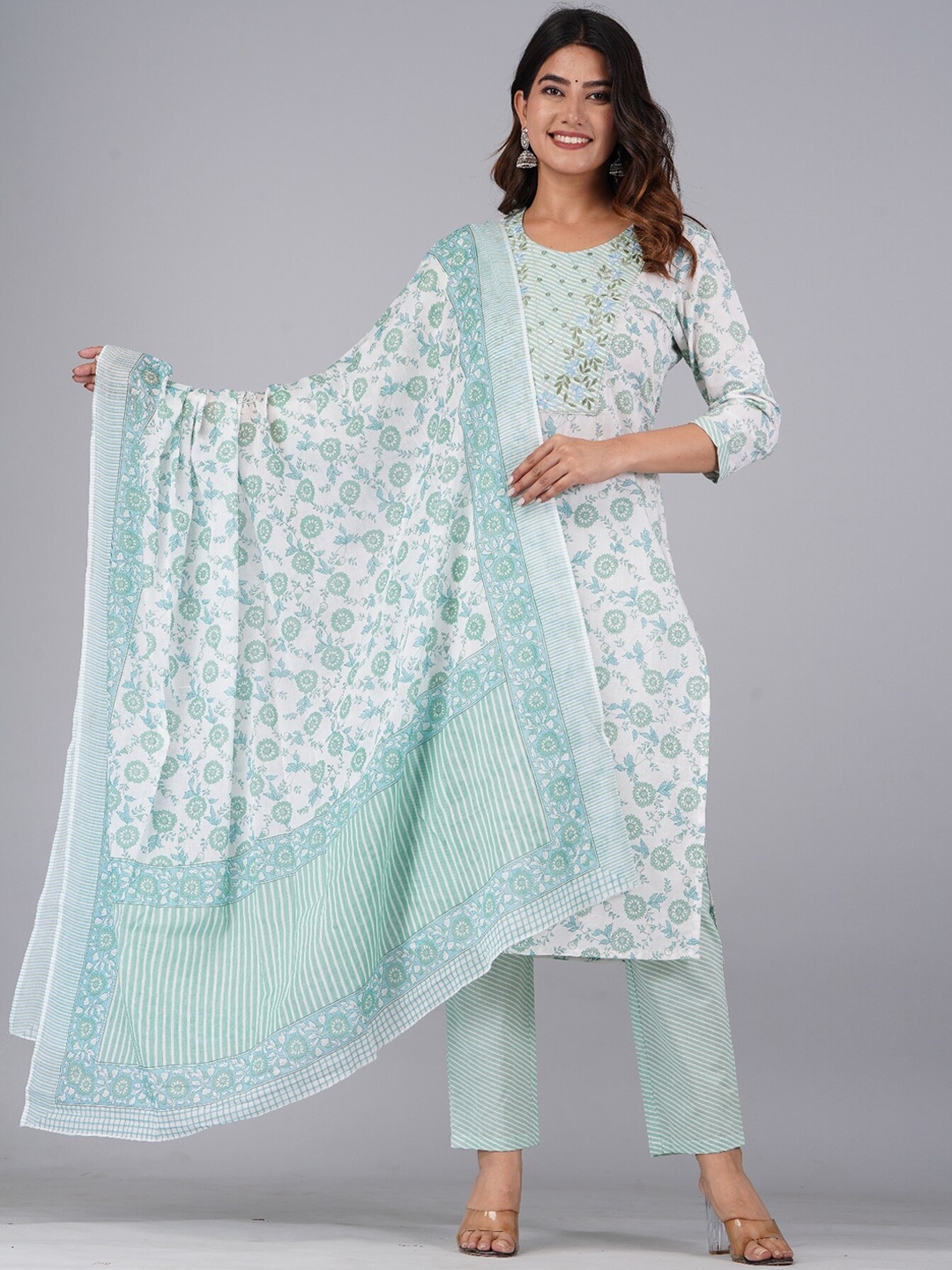 DHROOV TARA Floral Printed Pure Cotton Thread Work Kurta With Trousers & Dupatta, Green
DHROOV TARA Floral Printed Pure Cotton Thread Work Kurta With Trousers & Dupatta, Green