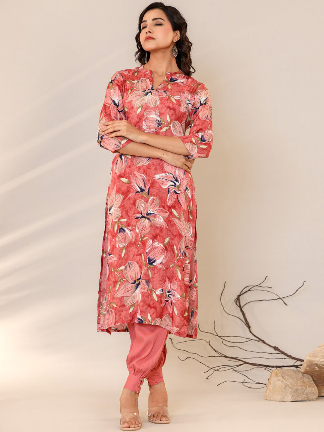 Readiprint Fashions Floral Printed Beads & Stones Silk Straight Kurta with Salwar, Peach
Readiprint Fashions Floral Printed Beads & Stones Silk Straight Kurta with Salwar, Peach