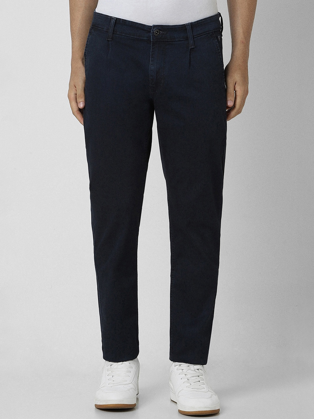 VAN HEUSEN DENIM LABS Men Slim Fit Mid-Rise Clean Look Stretchable Jeans, Navy blue
VAN HEUSEN DENIM LABS Men Slim Fit Mid-Rise Clean Look Stretchable Jeans, Navy blue