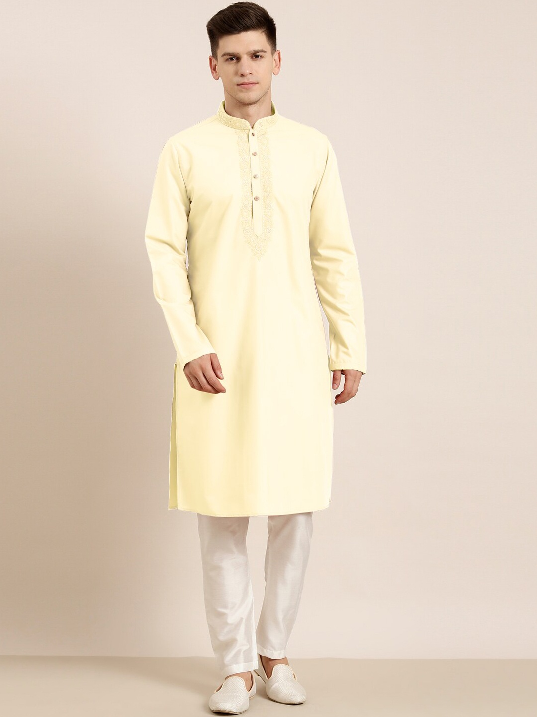 TheEthnic.Co Floral Yoke Design Regular Thread Work Pure Cotton Kurta with Trousers, Yellow
TheEthnic.Co Floral Yoke Design Regular Thread Work Pure Cotton Kurta with Trousers, Yellow