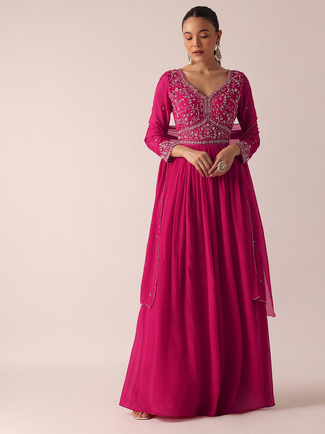 KALKI Fashion Floral Embellished Sequinned Fit and Flare Maxi Ethnic Dress With Dupatta, Pink
KALKI Fashion Floral Embellished Sequinned Fit and Flare Maxi Ethnic Dress With Dupatta, Pink