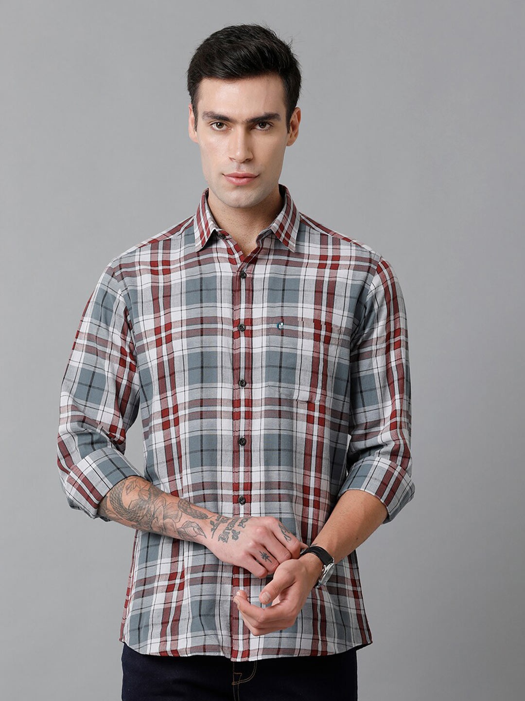 CAVALLO by Linen Club Contemporary Slim Fit Tartan Checked Cotton Linen Casual Shirt, Maroon
CAVALLO by Linen Club Contemporary Slim Fit Tartan Checked Cotton Linen Casual Shirt, Maroon