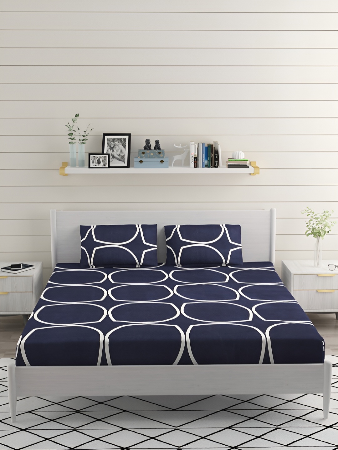 Bromwick Navy Blue & White Geometric Cotton 210 TC Crib Bedsheet with 2 Pillow Covers
Bromwick Navy Blue & White Geometric Cotton 210 TC Crib Bedsheet with 2 Pillow Covers