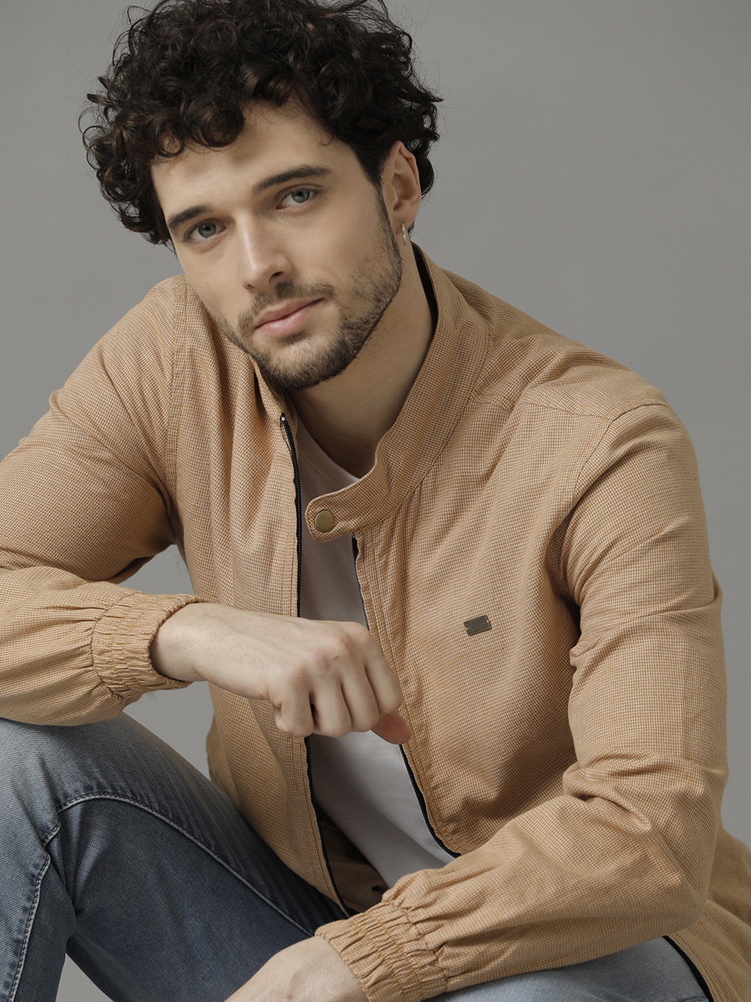CAVALLO by Linen Club Mock Collar Lightweight Antimicrobial Cotton Bomber Jacket, Brown
CAVALLO by Linen Club Mock Collar Lightweight Antimicrobial Cotton Bomber Jacket, Brown