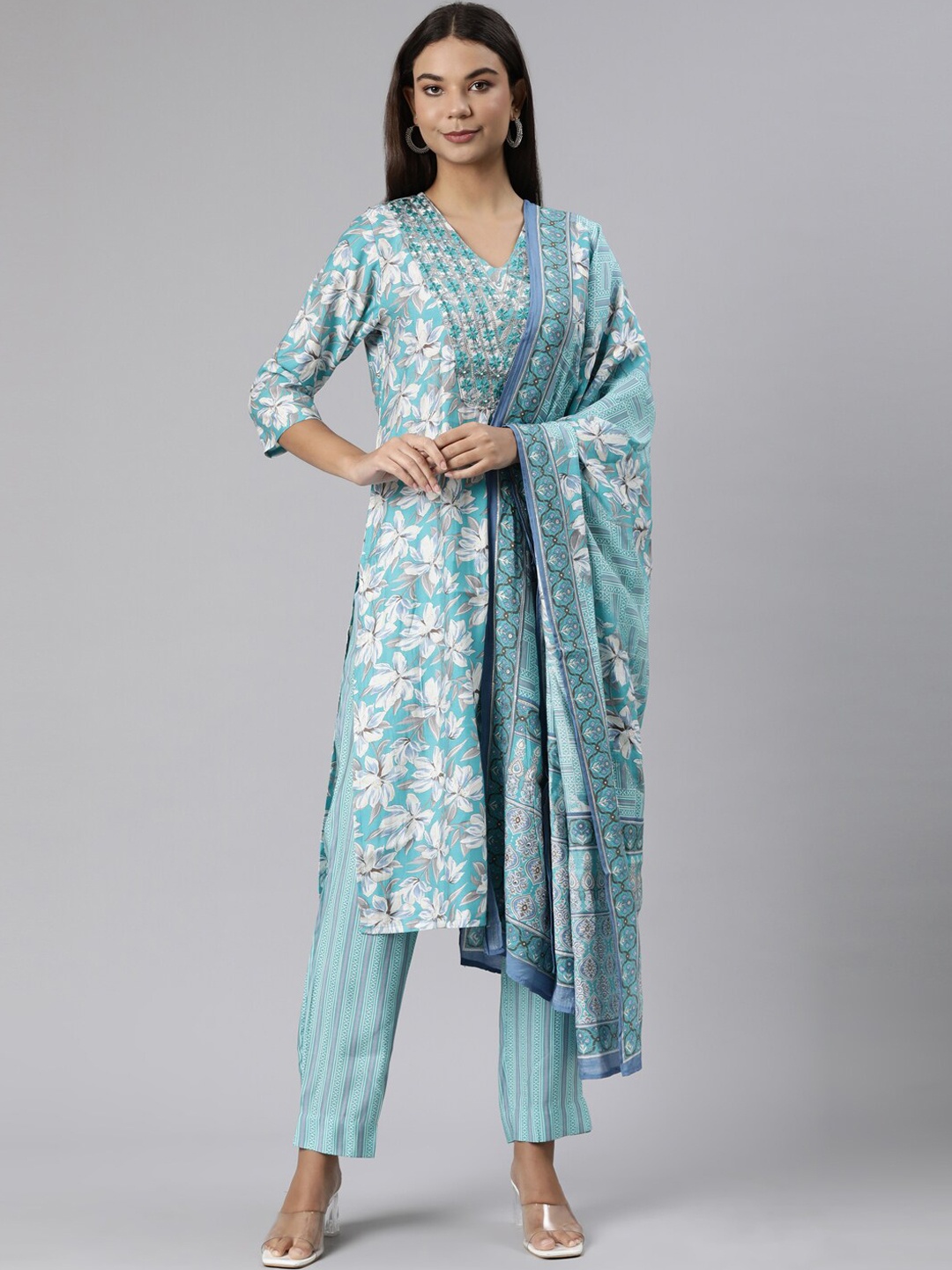Neerus Floral Printed V-Neck Thread Work Kurta with Trousers & Dupatta, Turquoise blue
Neerus Floral Printed V-Neck Thread Work Kurta with Trousers & Dupatta, Turquoise blue