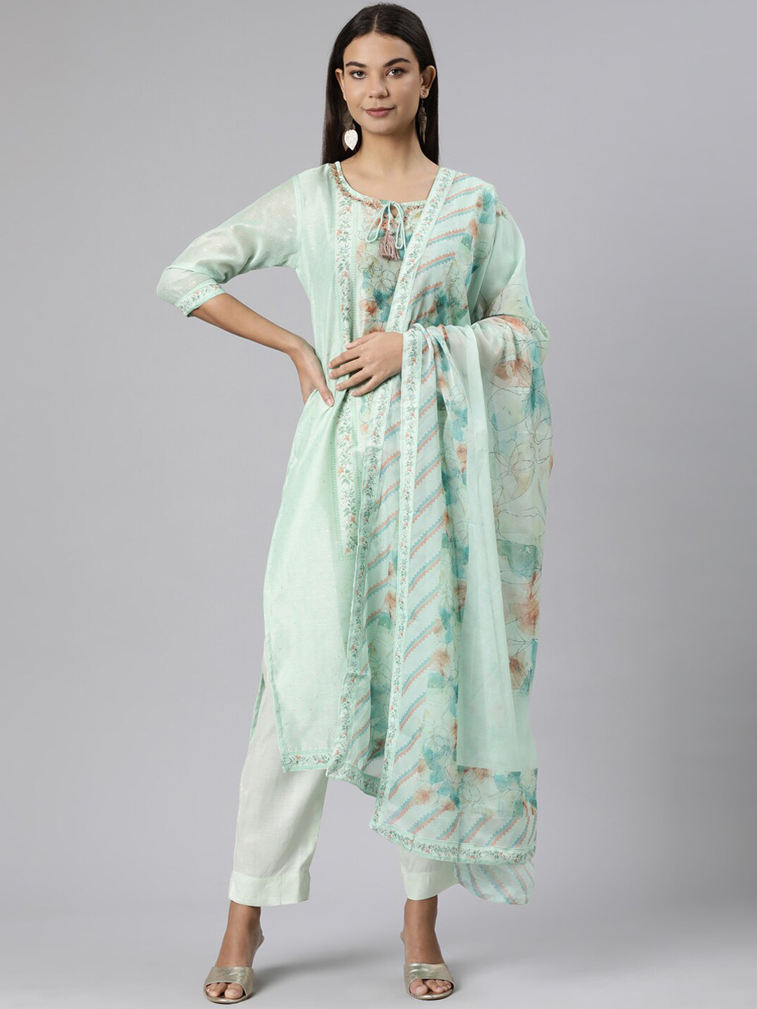 Neerus Floral Printed Tie-Up Neck Regular Raw Silk Kurta With Trousers & Dupatta, Sea green
Neerus Floral Printed Tie-Up Neck Regular Raw Silk Kurta With Trousers & Dupatta, Sea green