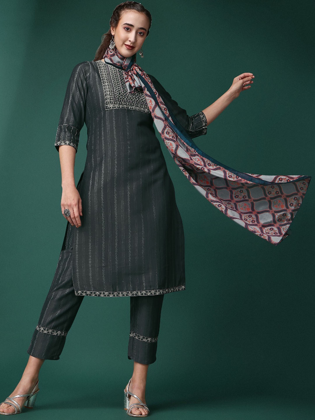 CLEMIRA Ethnic Motif Printed Thread Work Straight Kurta & Palazzos With Dupatta, Charcoal
CLEMIRA Ethnic Motif Printed Thread Work Straight Kurta & Palazzos With Dupatta, Charcoal
