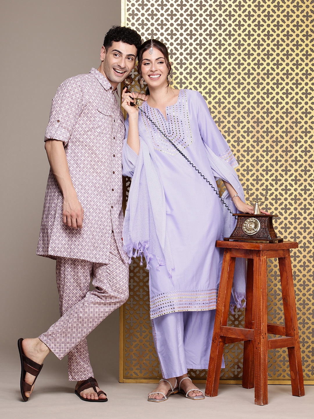 House of Pataudi Embroidered Beads and Stones Jashn Kurta with Palazzos & Dupatta, Lavender
House of Pataudi Embroidered Beads and Stones Jashn Kurta with Palazzos & Dupatta, Lavender