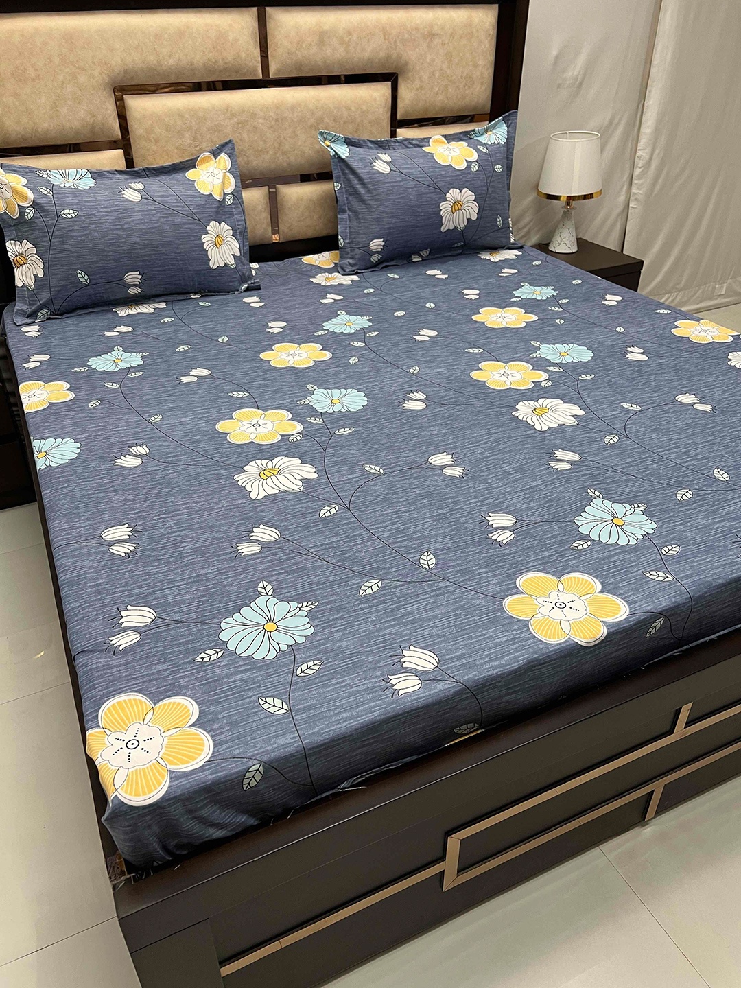 Pure Decor Castle Blue & Yellow Floral 162 TC Fitted King Bedsheet with 2 Pillow Covers
Pure Decor Castle Blue & Yellow Floral 162 TC Fitted King Bedsheet with 2 Pillow Covers