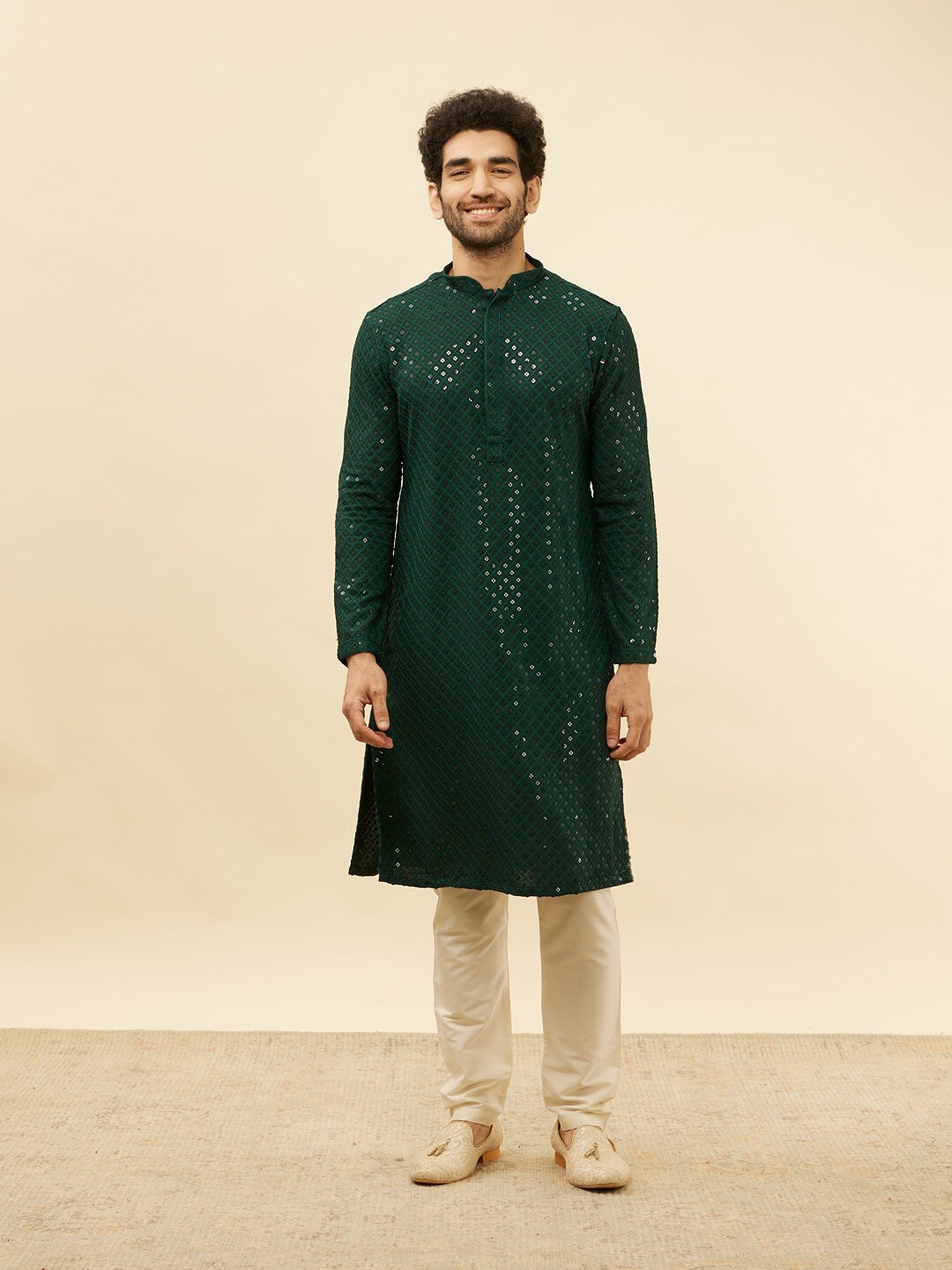 Manyavar Ethnic Motifs Embroidered Sequined Chikankari Regular Kurta with Pyjamas, Green
Manyavar Ethnic Motifs Embroidered Sequined Chikankari Regular Kurta with Pyjamas, Green