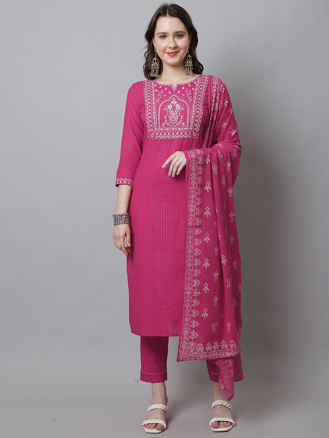 Roly Poly Ethnic Motifs Yoke Design Thread Work Pure Cotton Kurta With Trousers & Dupatta, Pink
Roly Poly Ethnic Motifs Yoke Design Thread Work Pure Cotton Kurta With Trousers & Dupatta, Pink