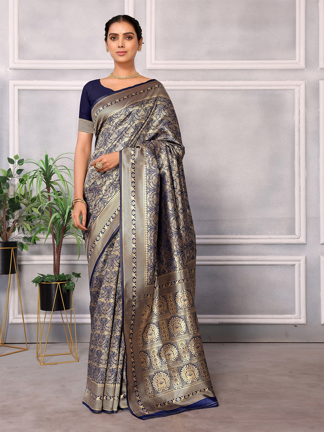 DIVASTRI Floral Woven Design Zari Silk Blend Designer Banarasi Saree, Navy blue
DIVASTRI Floral Woven Design Zari Silk Blend Designer Banarasi Saree, Navy blue
