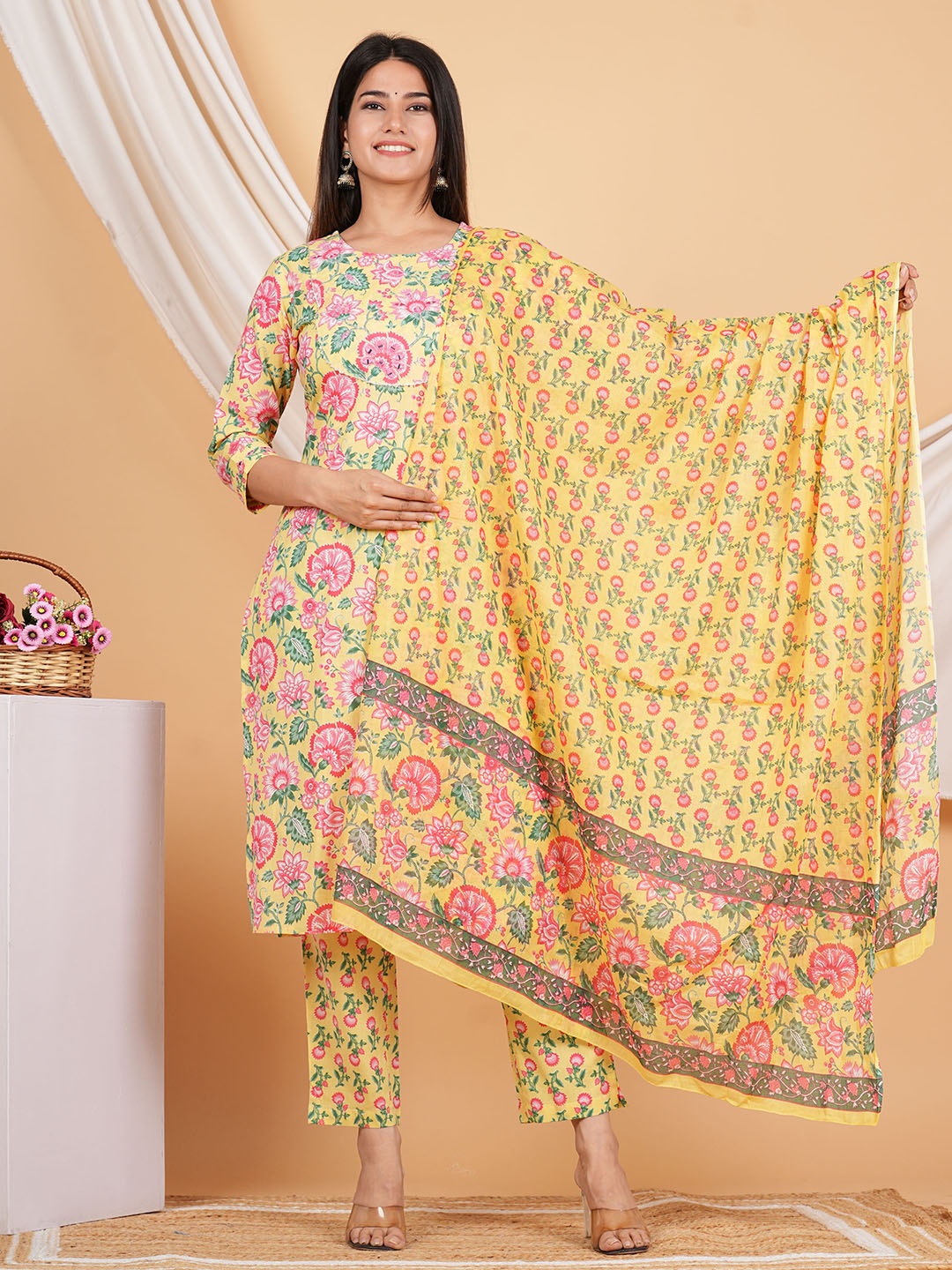 ZOYOTO Floral Printed Regular Gotta Patti Pure Cotton Kurta With Trousers & Dupatta, Yellow
ZOYOTO Floral Printed Regular Gotta Patti Pure Cotton Kurta With Trousers & Dupatta, Yellow