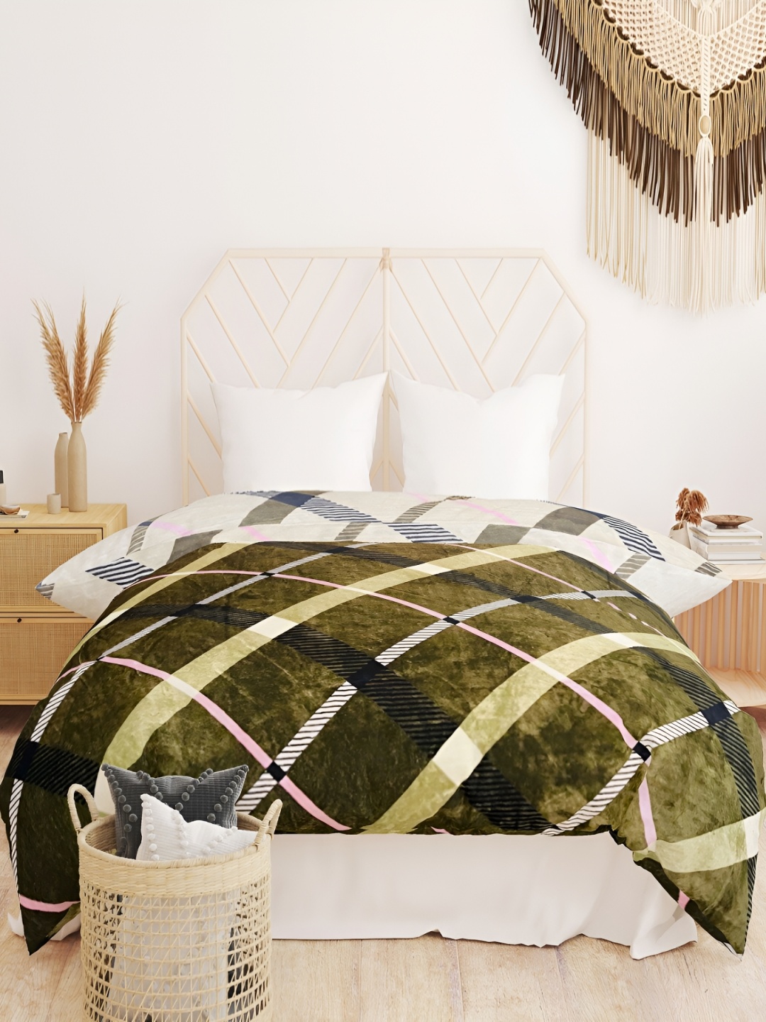 RD TREND Brown Soft Reversible Velvet Comforter 300GSM AC Room Single Bed Blanket, Green
RD TREND Brown Soft Reversible Velvet Comforter 300GSM AC Room Single Bed Blanket, Green
