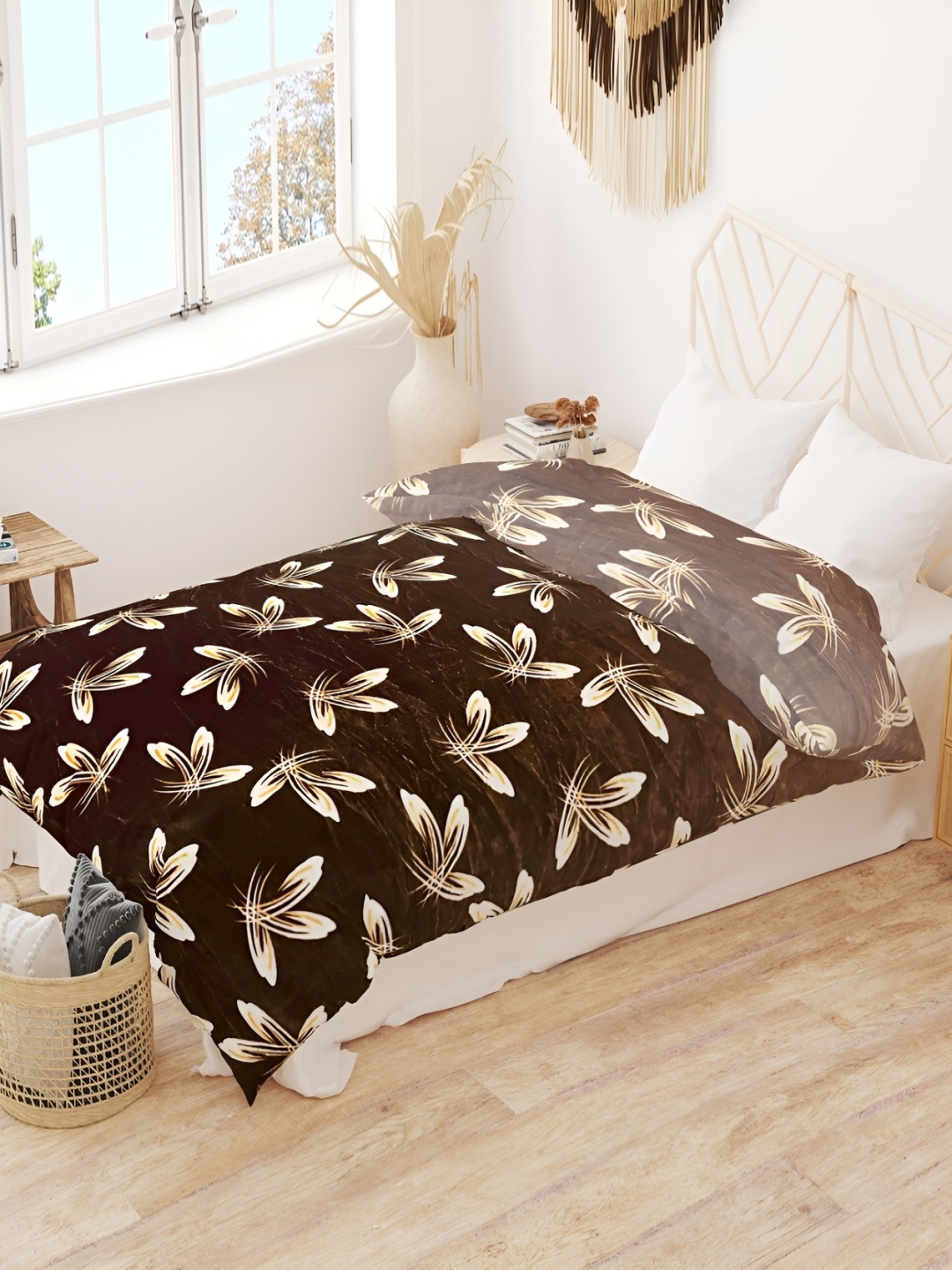 RD TREND Coffee Brown Soft Reversible Velvet Comforter 300GSM AC Room Double Bed Blanket
RD TREND Coffee Brown Soft Reversible Velvet Comforter 300GSM AC Room Double Bed Blanket