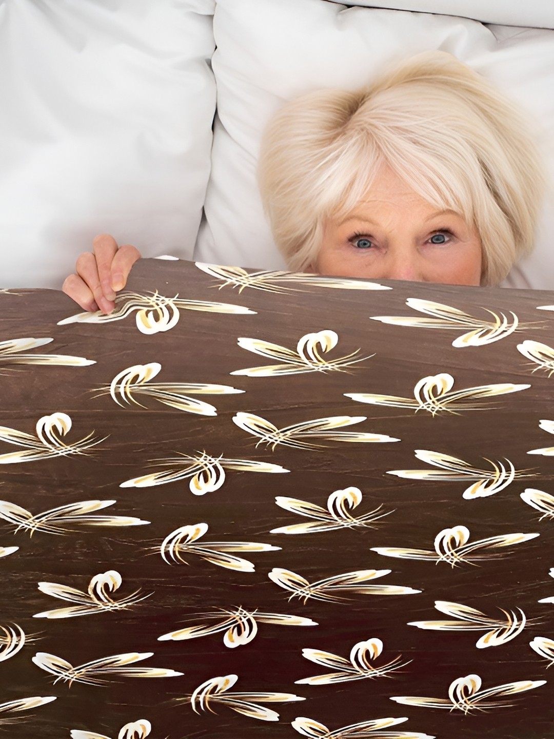 RD TREND Coffee Brown and White 300 GSM Reversible Velvet Single Bed blankets quilts Core
RD TREND Coffee Brown and White 300 GSM Reversible Velvet Single Bed blankets quilts Core
