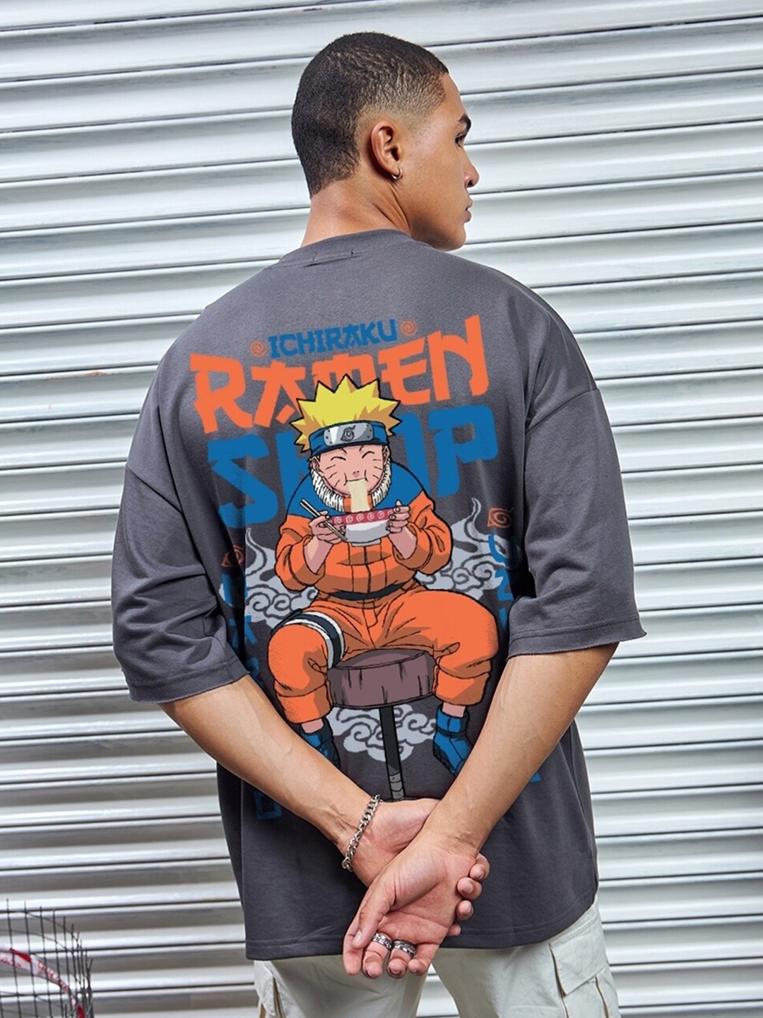 Bewakoof Heavy Duty 1.0 Official Naruto Merchandise Ramen Lover Oversized T-shirt, Grey
Bewakoof Heavy Duty 1.0 Official Naruto Merchandise Ramen Lover Oversized T-shirt, Grey