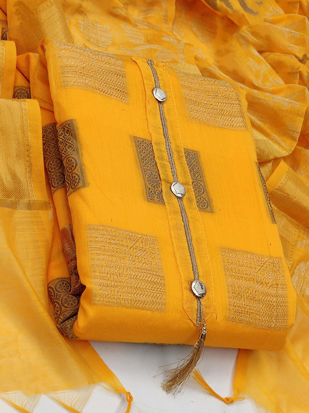 MANVAA Geometric Woven Design Zari Banarasi Jacquard Unstitched Dress Material, Yellow
MANVAA Geometric Woven Design Zari Banarasi Jacquard Unstitched Dress Material, Yellow