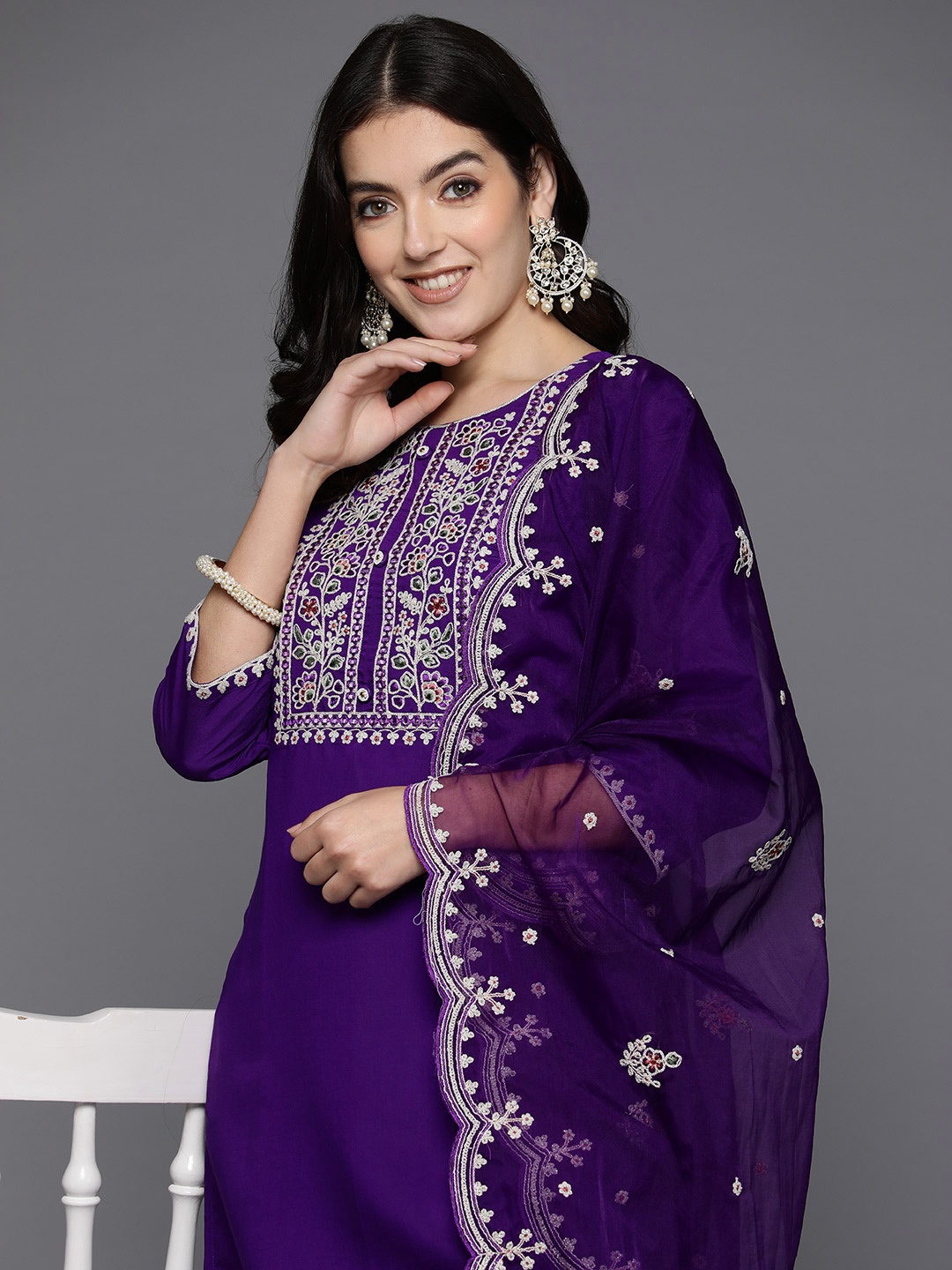 Indo Era Women Floral Embroidered Thread Work Kurta with Trousers & With Dupatta, Purple
Indo Era Women Floral Embroidered Thread Work Kurta with Trousers & With Dupatta, Purple