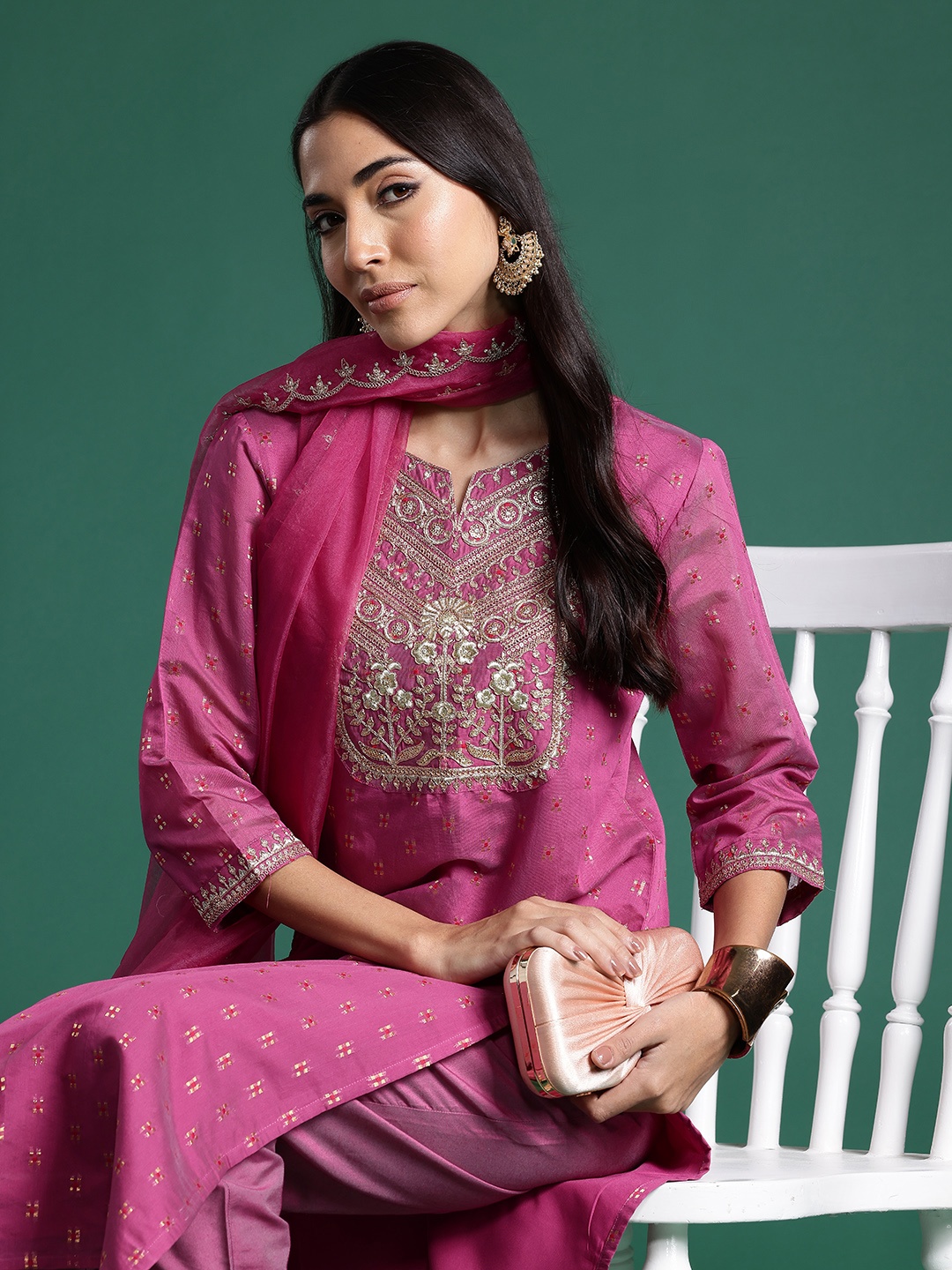 Indo Era Women Ethnic Motifs Embroidered Regular Sequinned Chanderi Cotton Kurta with Trousers & With Dupatta, Mauve
Indo Era Women Ethnic Motifs Embroidered Regular Sequinned Chanderi Cotton Kurta with Trousers & With Dupatta, Mauve