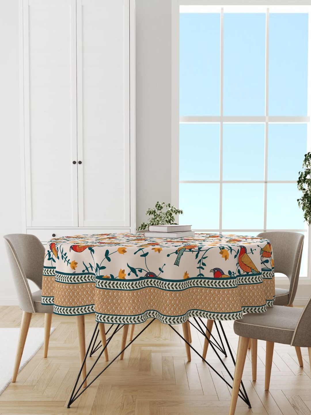 Astitva Cream Coloured & Green Birds Printed Pure Cotton Round Shaped 4 Seater Table Cover
Astitva Cream Coloured & Green Birds Printed Pure Cotton Round Shaped 4 Seater Table Cover