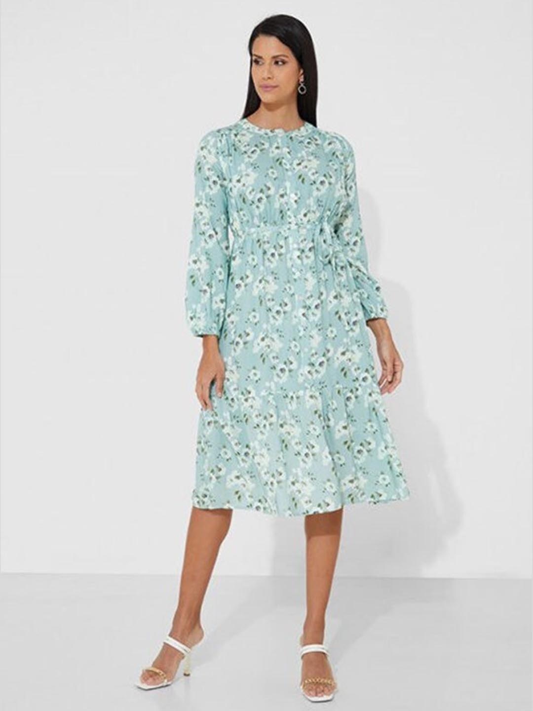 Aila Floral Printed Band Collar Puff Sleeves Gathered Detailed A-Line Midi Dress With Belt, Green
Aila Floral Printed Band Collar Puff Sleeves Gathered Detailed A-Line Midi Dress With Belt, Green