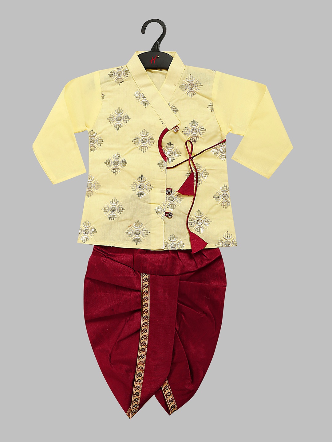 BAESD Boys Ethnic Motifs Embroidered V-Neck Long Sleeves Angrakha Kurta With Pyjamas, Yellow
BAESD Boys Ethnic Motifs Embroidered V-Neck Long Sleeves Angrakha Kurta With Pyjamas, Yellow