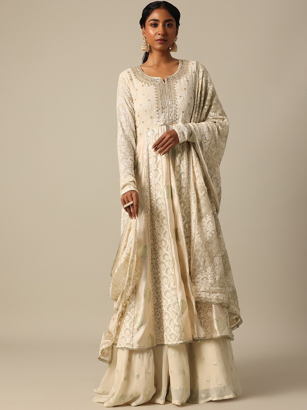 KALKI Fashion Ethnic Motifs Embroidered Sequin Lucknowi Kurta Skirt With Dupatta, Beige
KALKI Fashion Ethnic Motifs Embroidered Sequin Lucknowi Kurta Skirt With Dupatta, Beige