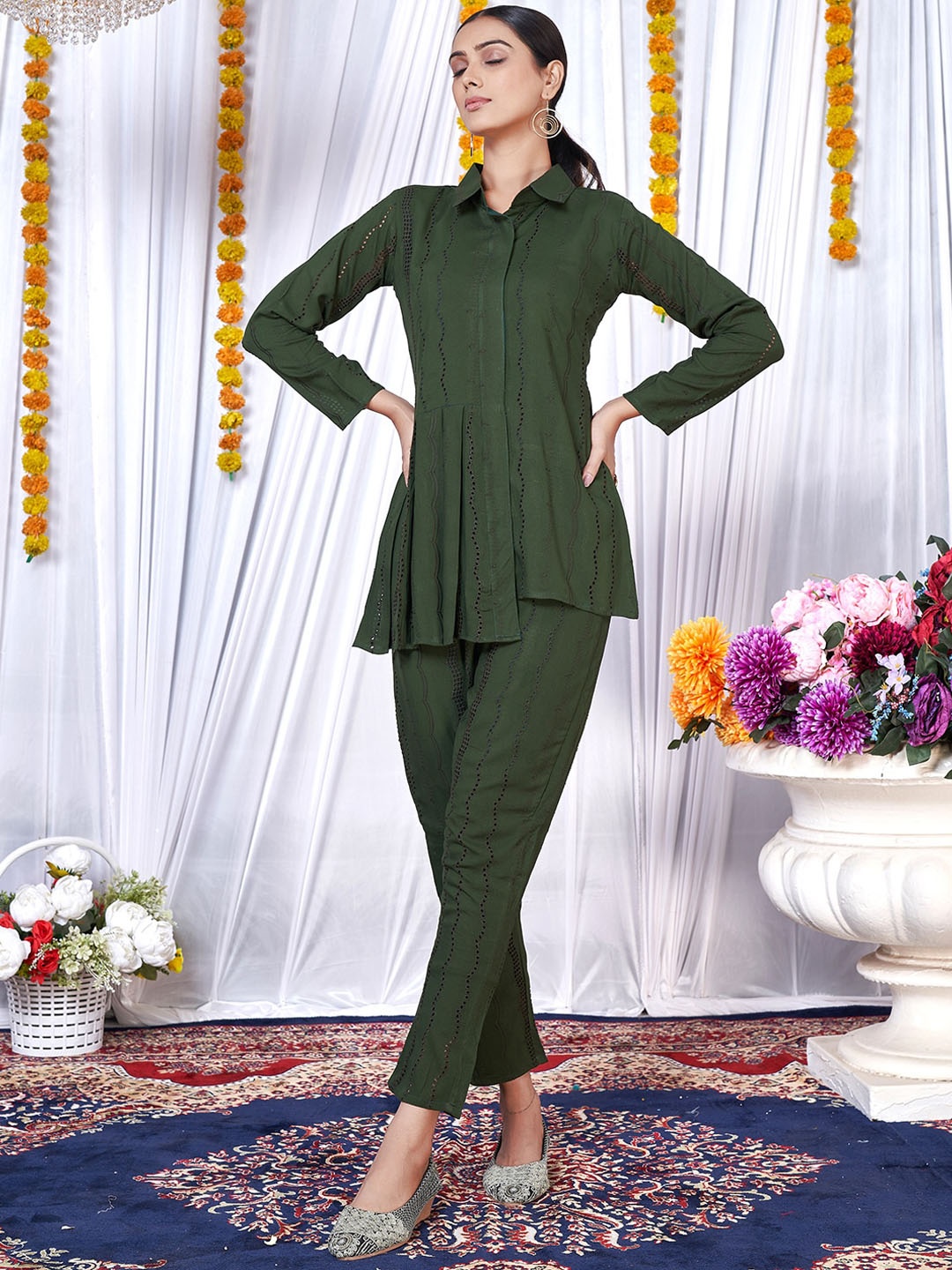 Virah Fashion Self Designed Pure Cotton Shirt Collar Neck Tunic & Flared Trouser, Olive
Virah Fashion Self Designed Pure Cotton Shirt Collar Neck Tunic & Flared Trouser, Olive